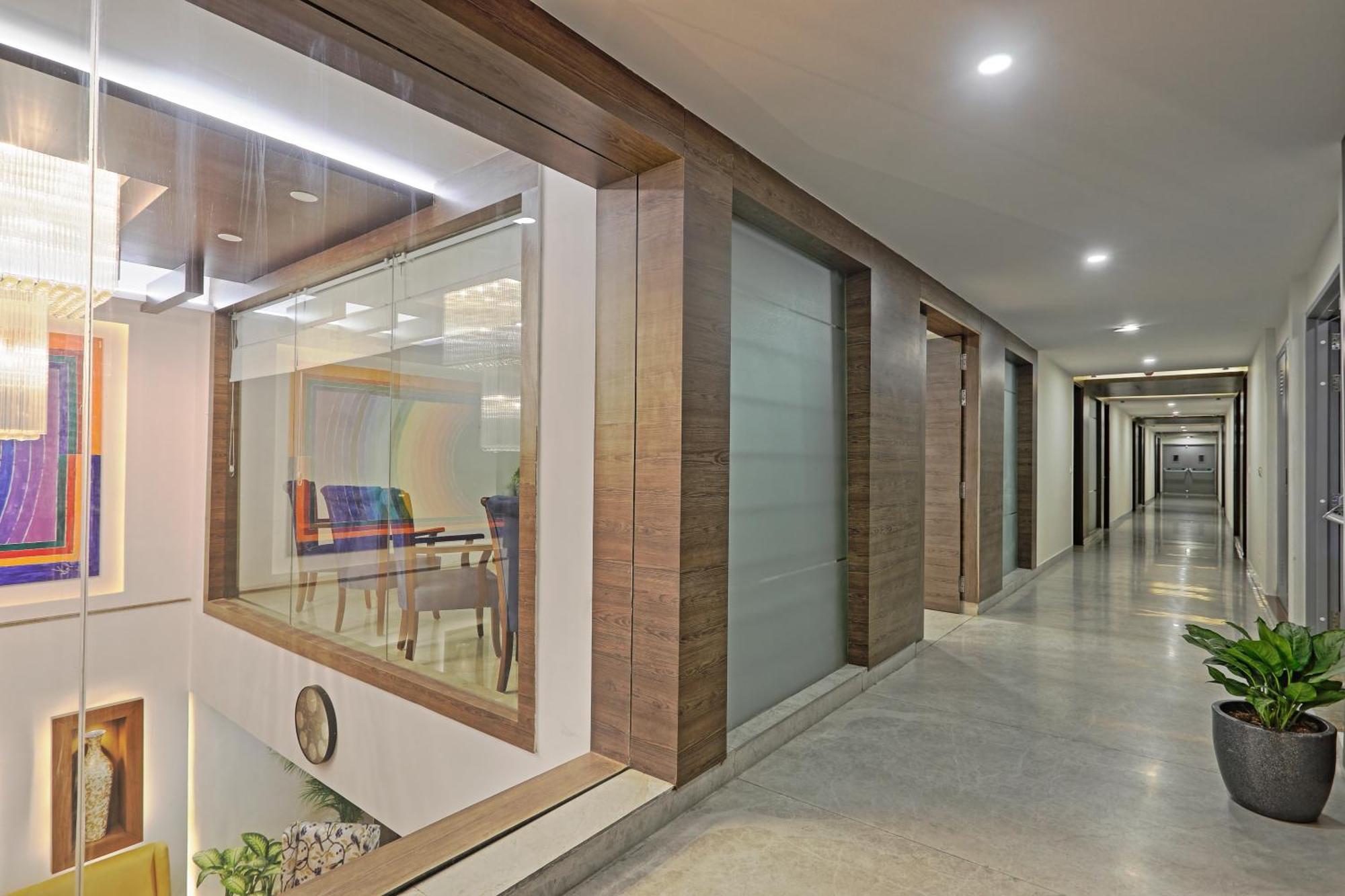 Luxury Suit Delhi Airport