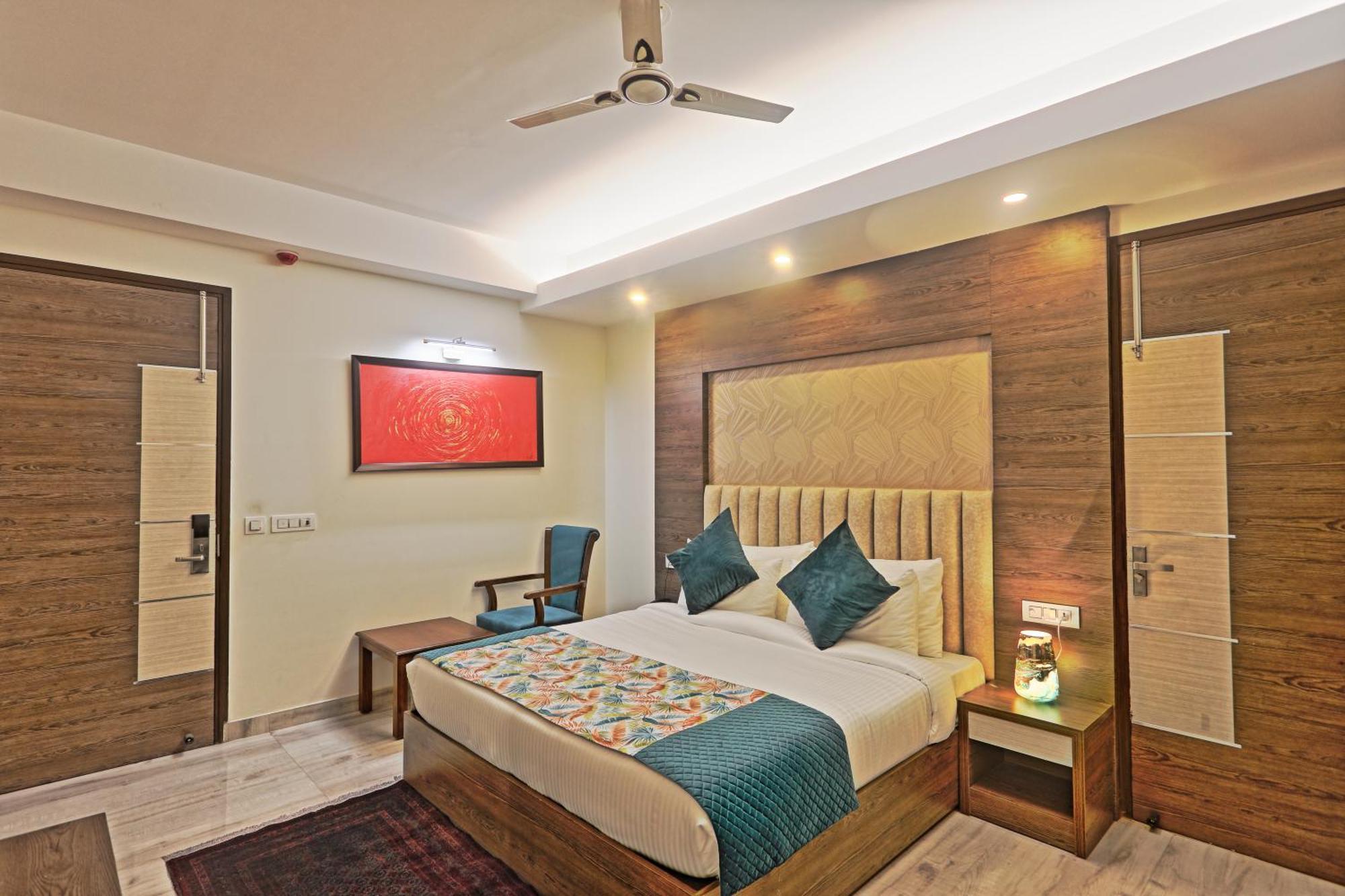Luxury Suit Delhi Airport 4* New Delhi