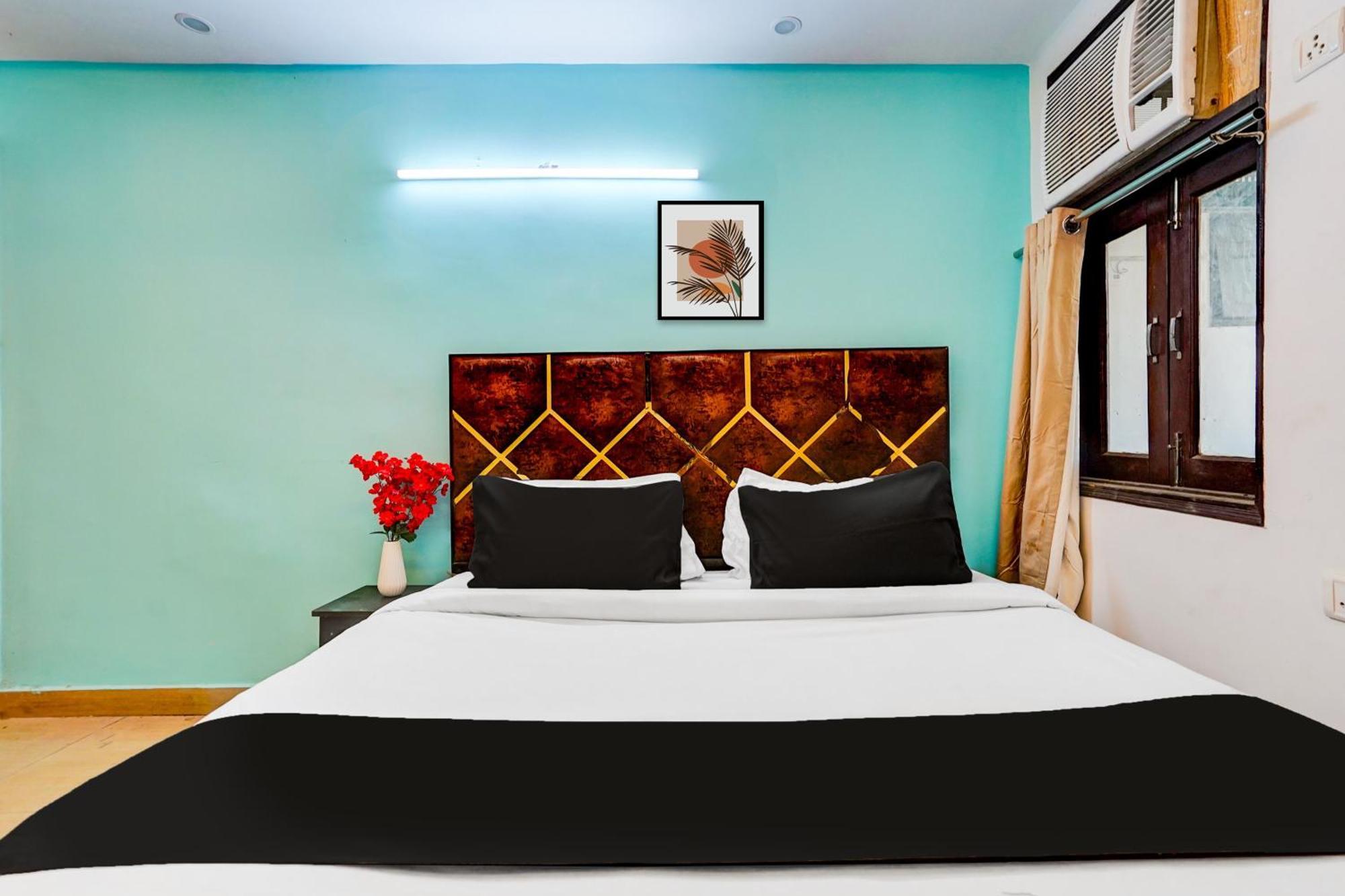 Hotel O Silver Key Kd Plaza Near Saket Metro Station Nova Deli