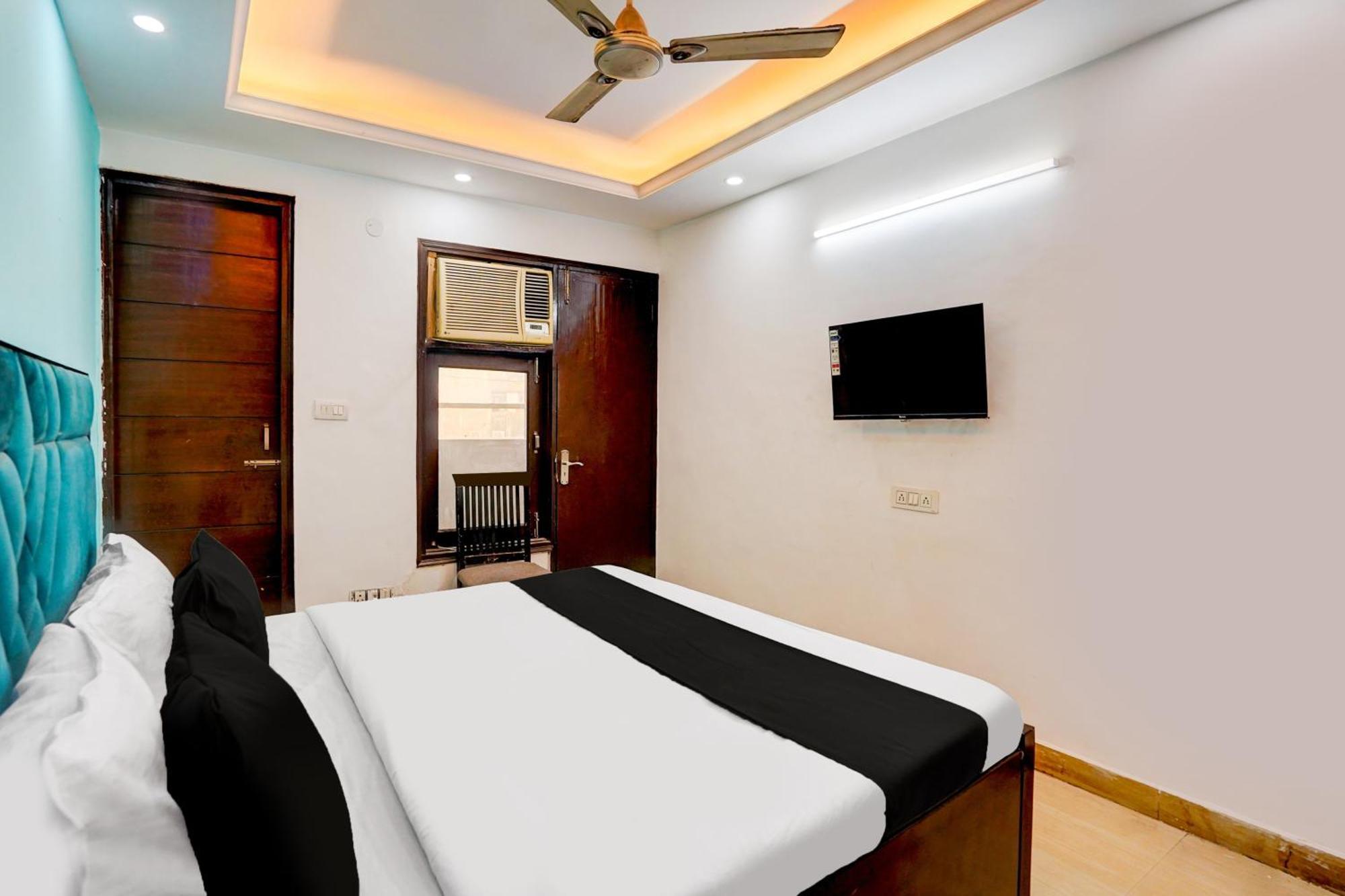 Hotel O Silver Key Kd Plaza Near Saket Metro Station