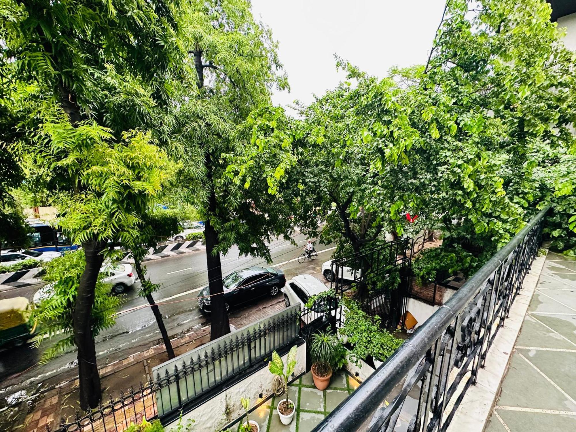 Gulmohar Residency, Hauz Khas New Delhi, Couple Friendly Hotel New Delhi