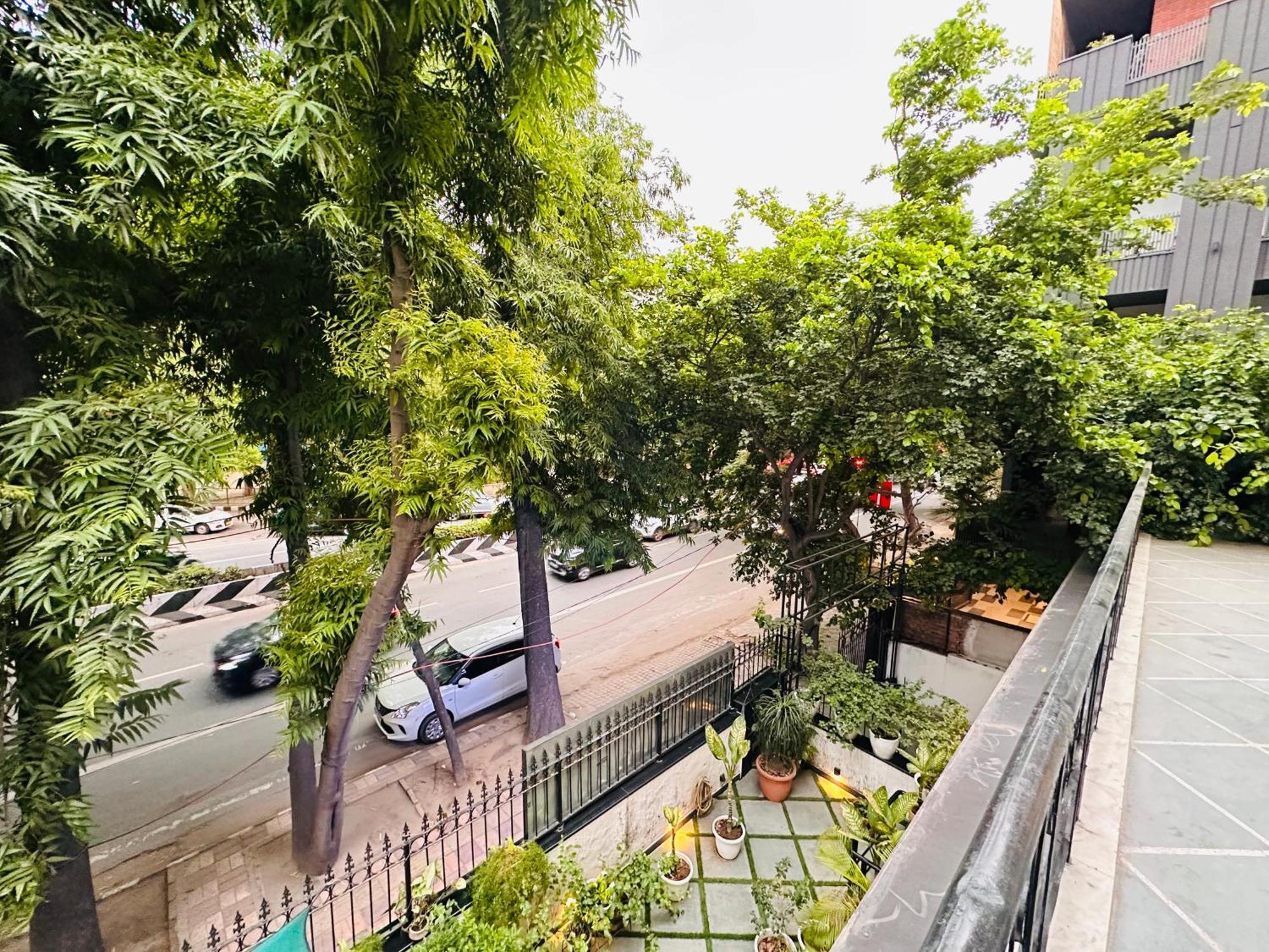 Gulmohar Residency, Hauz Khas New Delhi, Couple Friendly 3* New Delhi