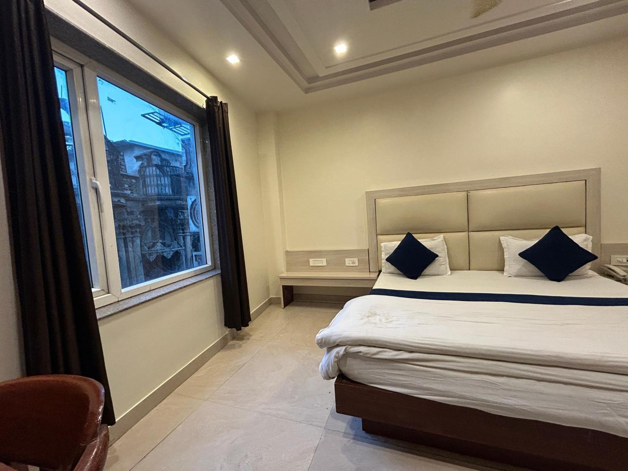 Bed & Breakfast Sapphire By Asr Hospitality New Delhi
