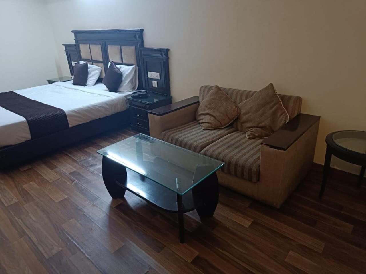 Hotel Residency