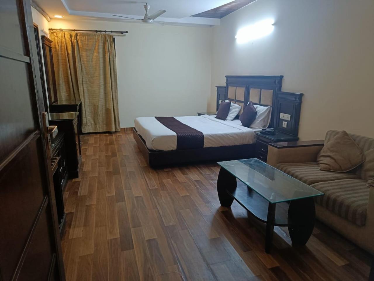 Hotel Residency 3*
