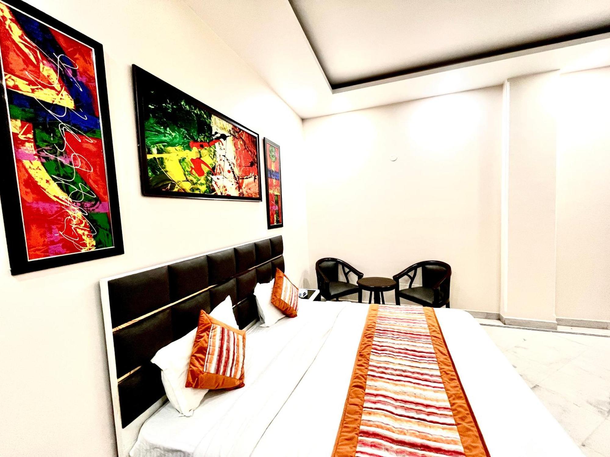 South - Park Near Hauz Khas South Delhi Hotel 3*