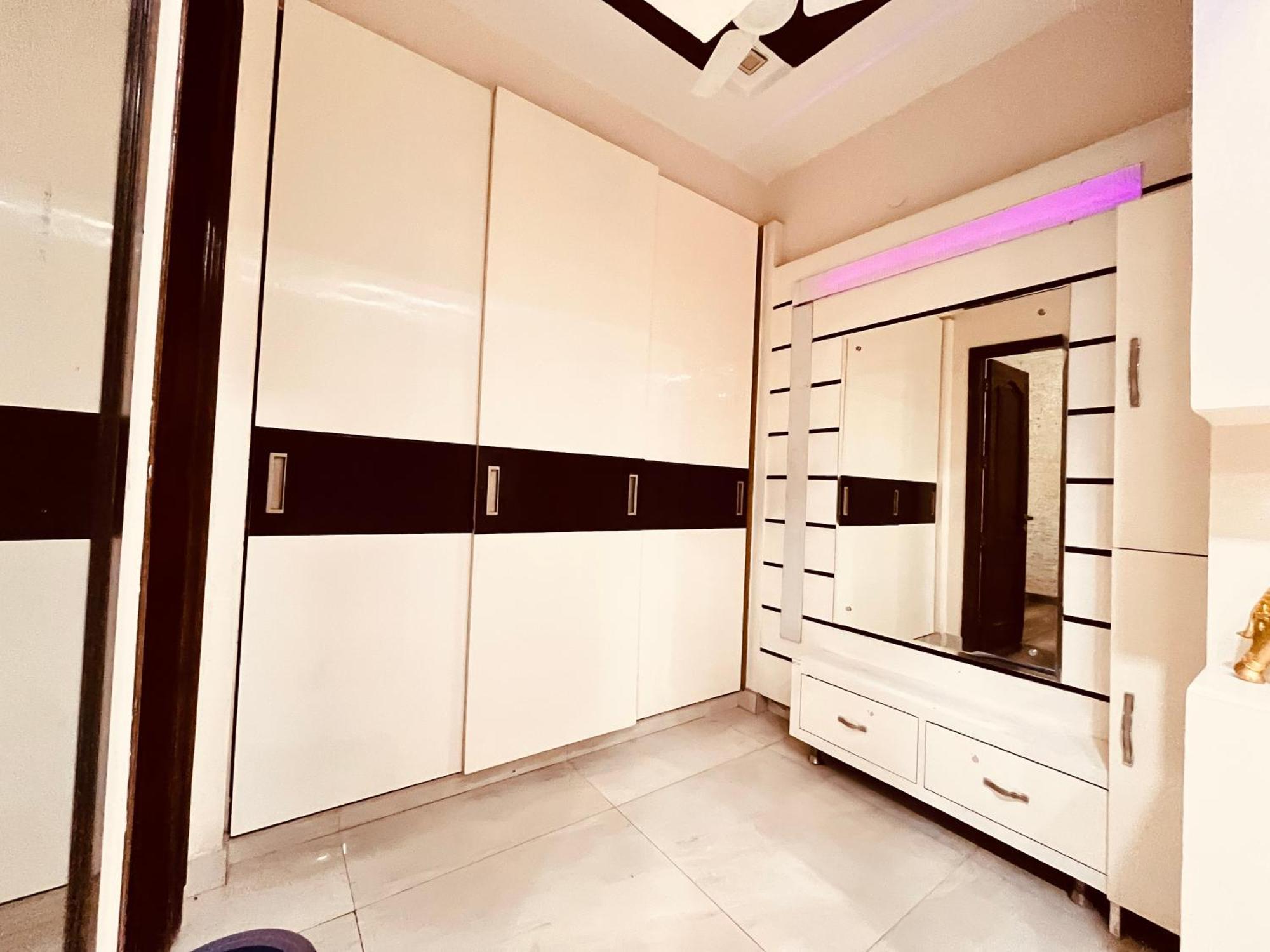 Hotel South - Park Near Hauz Khas South Delhi 3*