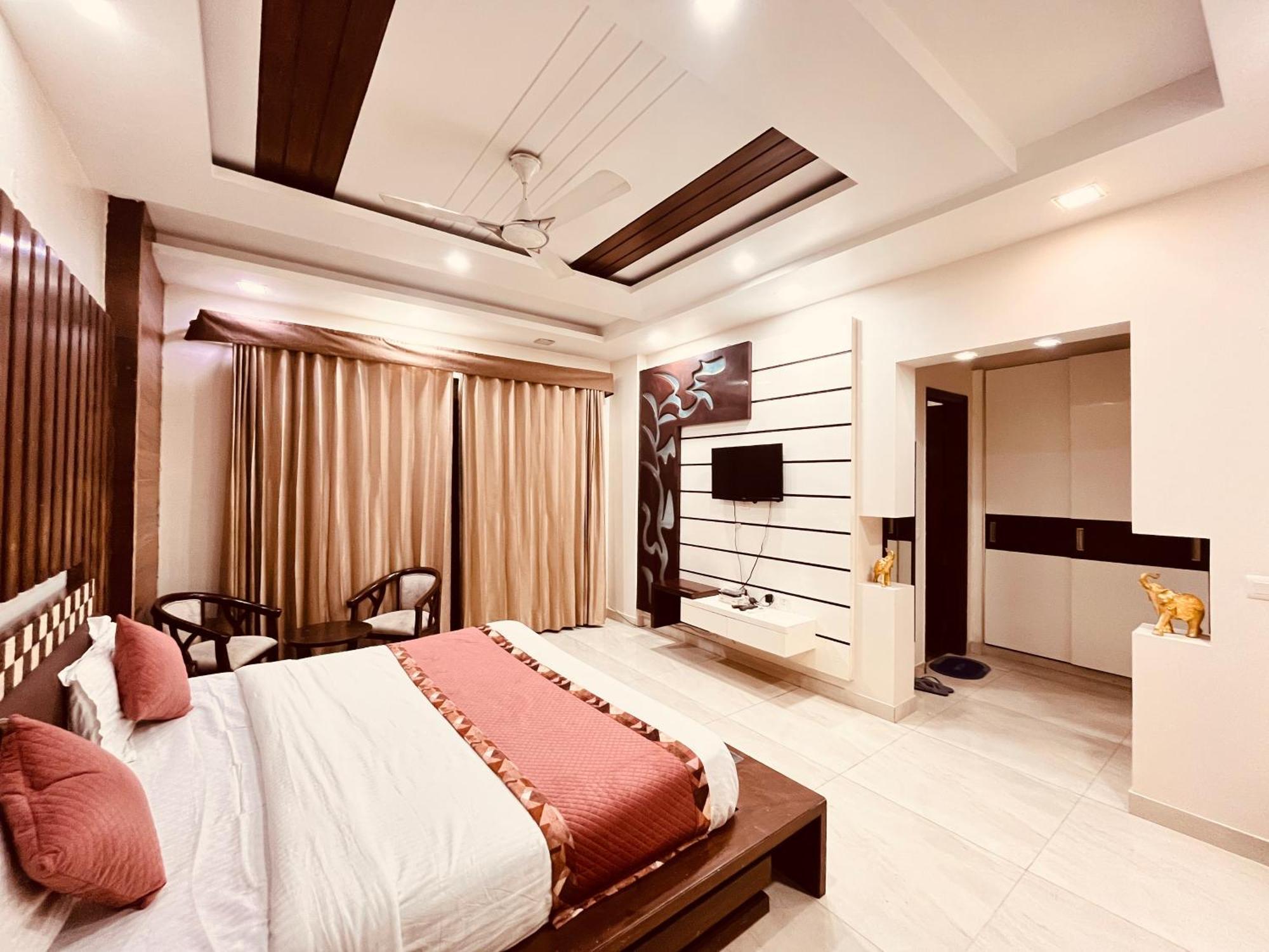 Hotel South - Park Near Hauz Khas South Delhi