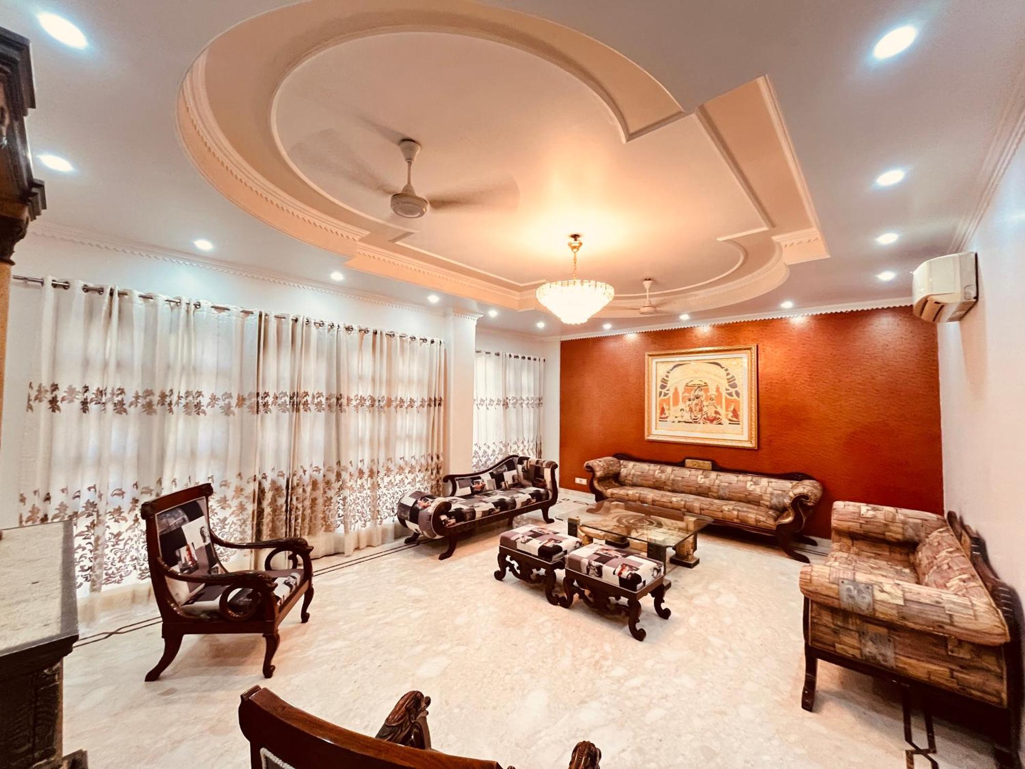South - Park Near Hauz Khas South Delhi 3*