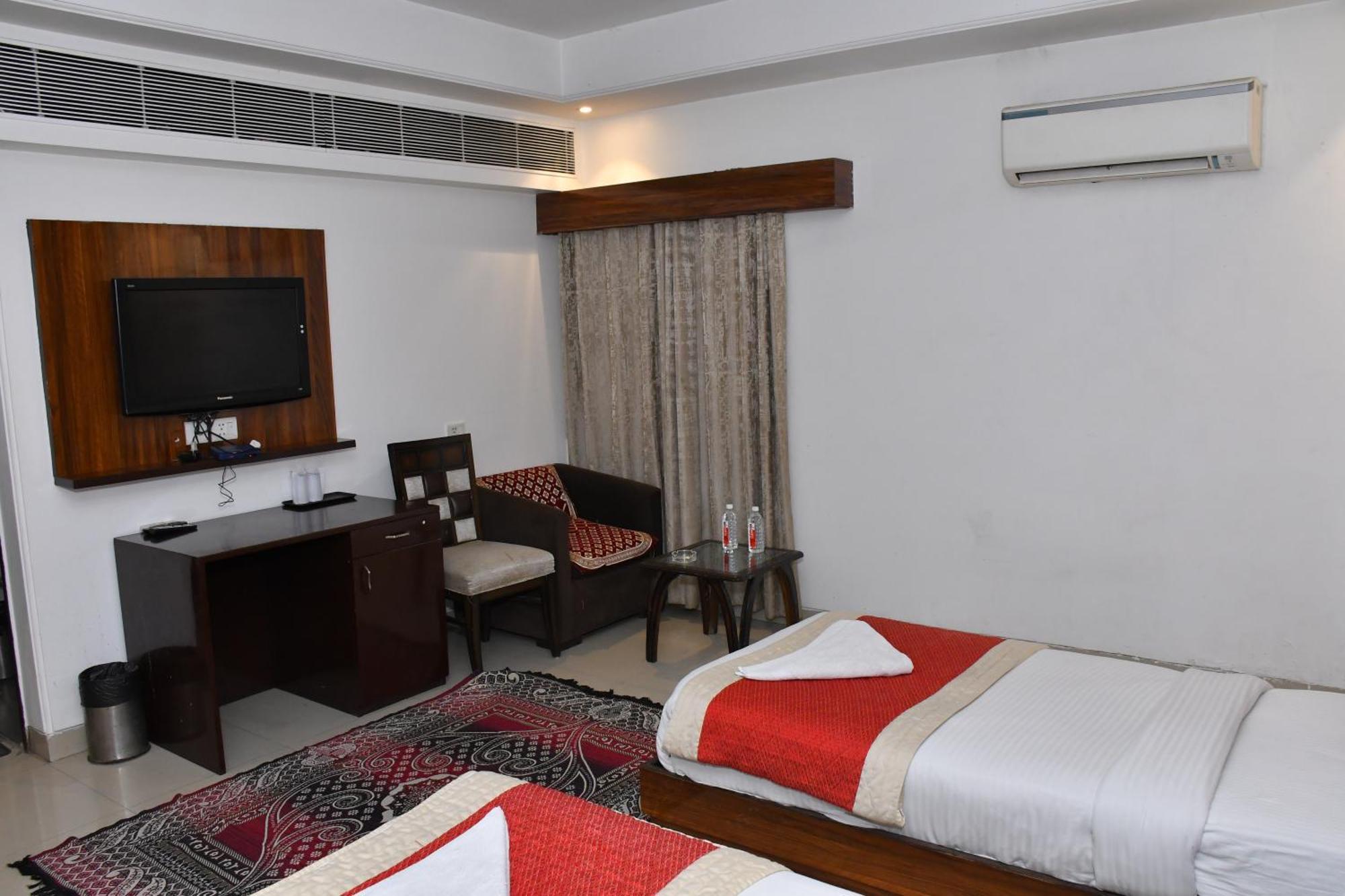 The Impress Near Delhi Airport New Delhi