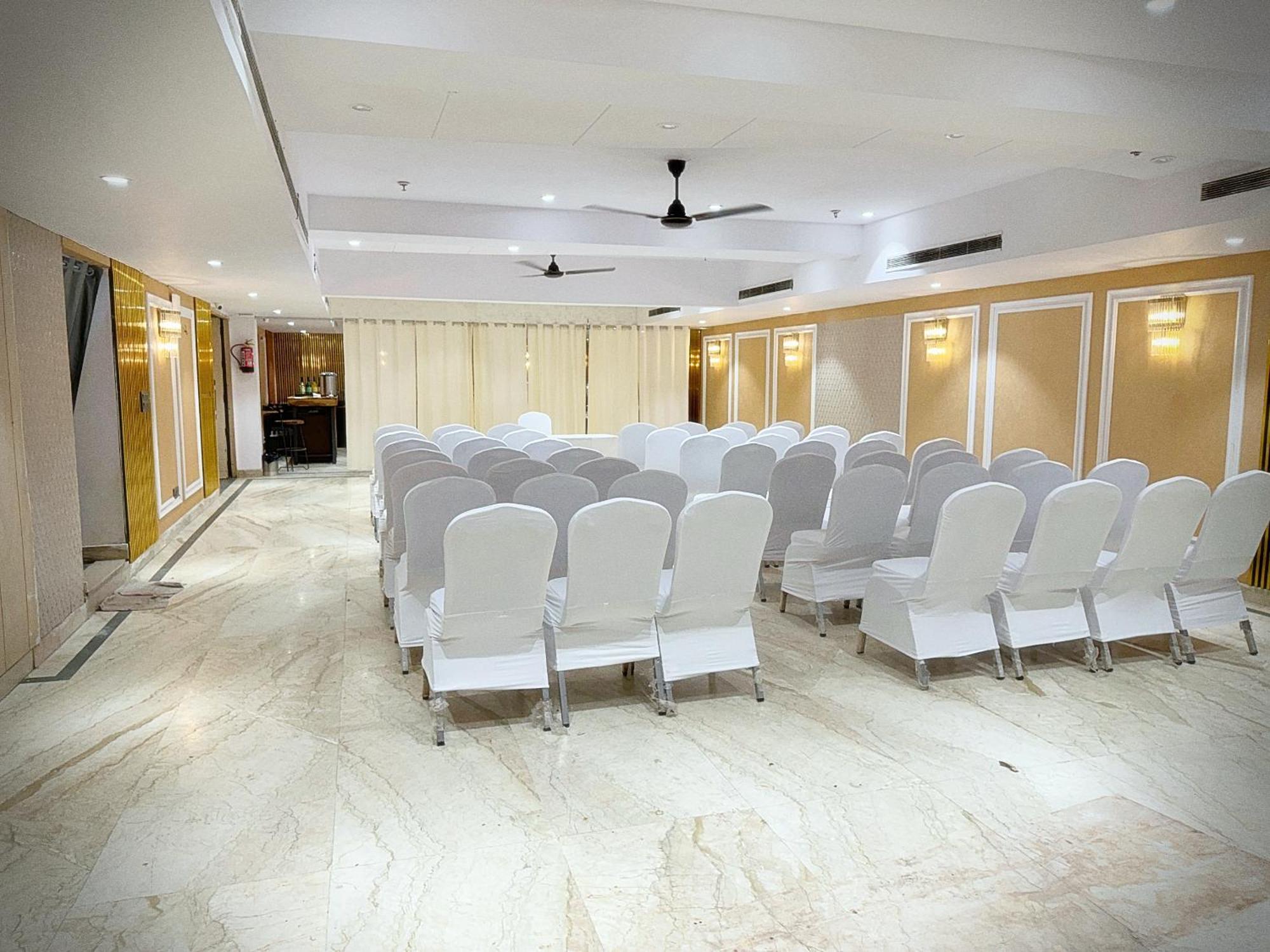 The Orion Express - East Of Kailash Hotel