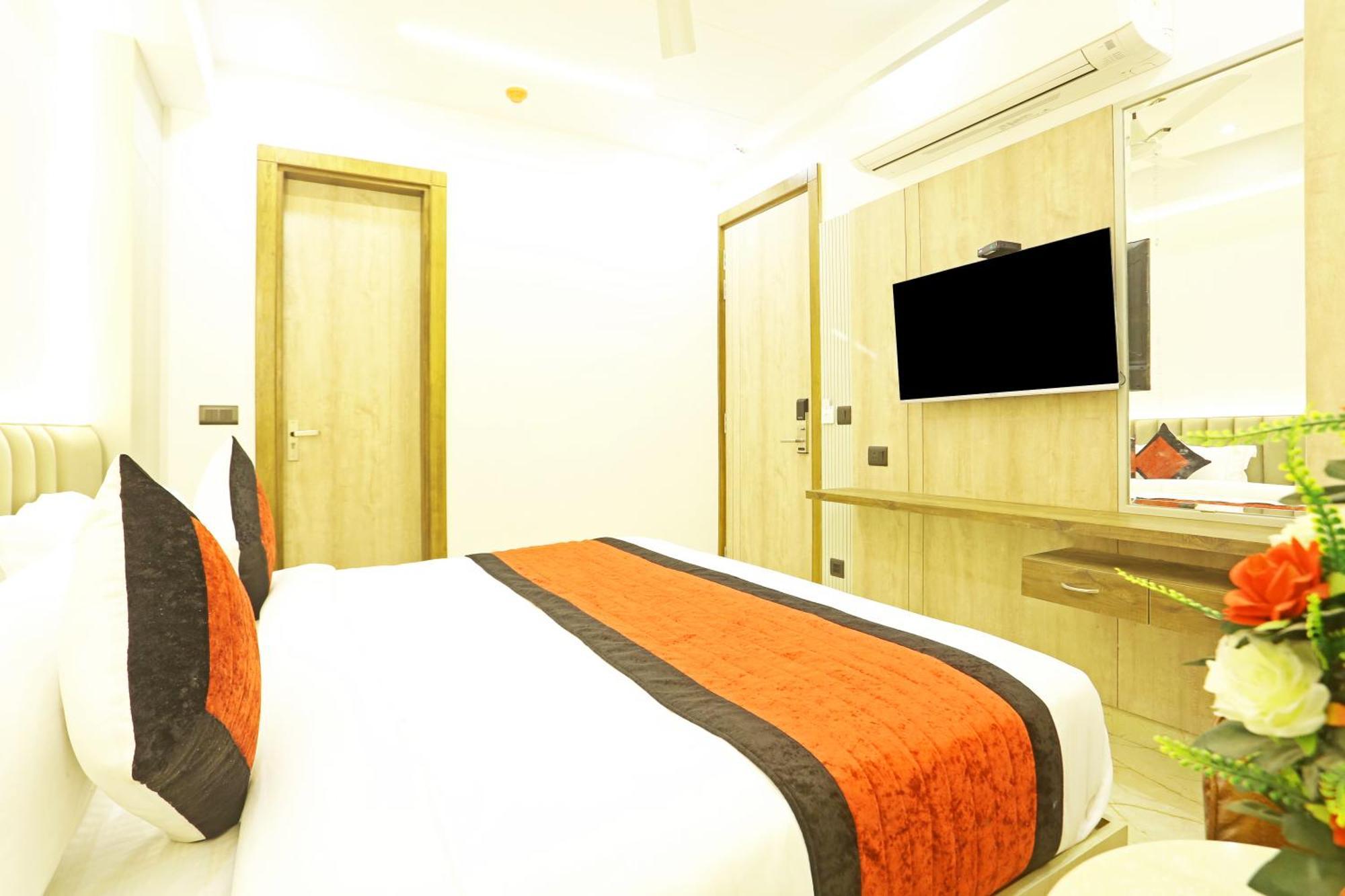 Mehul International -new Delhi Center New Delhi