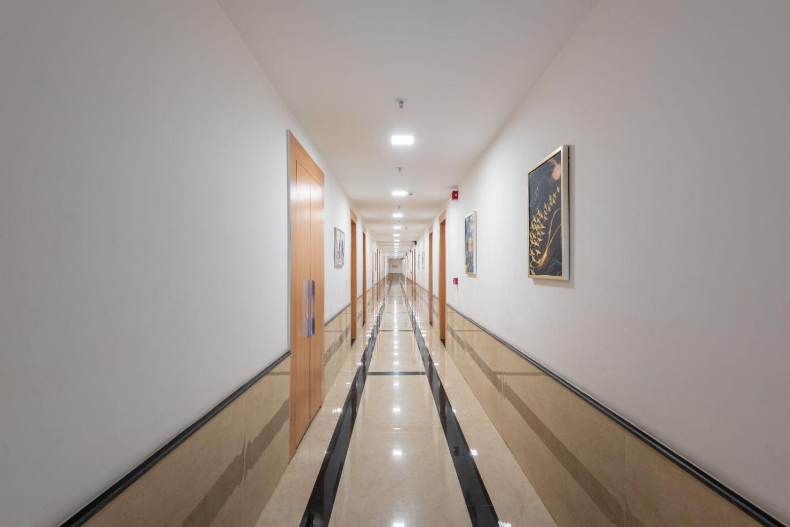 The Sandalwood By Mavenco Hospitality I Near Delhi Airport Hotel
