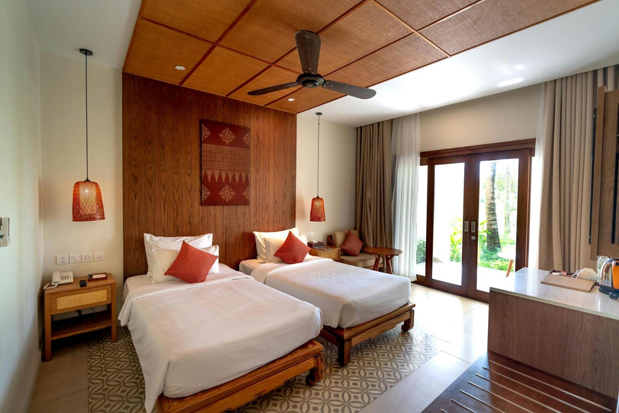 Hotel Sun Plaza 4*