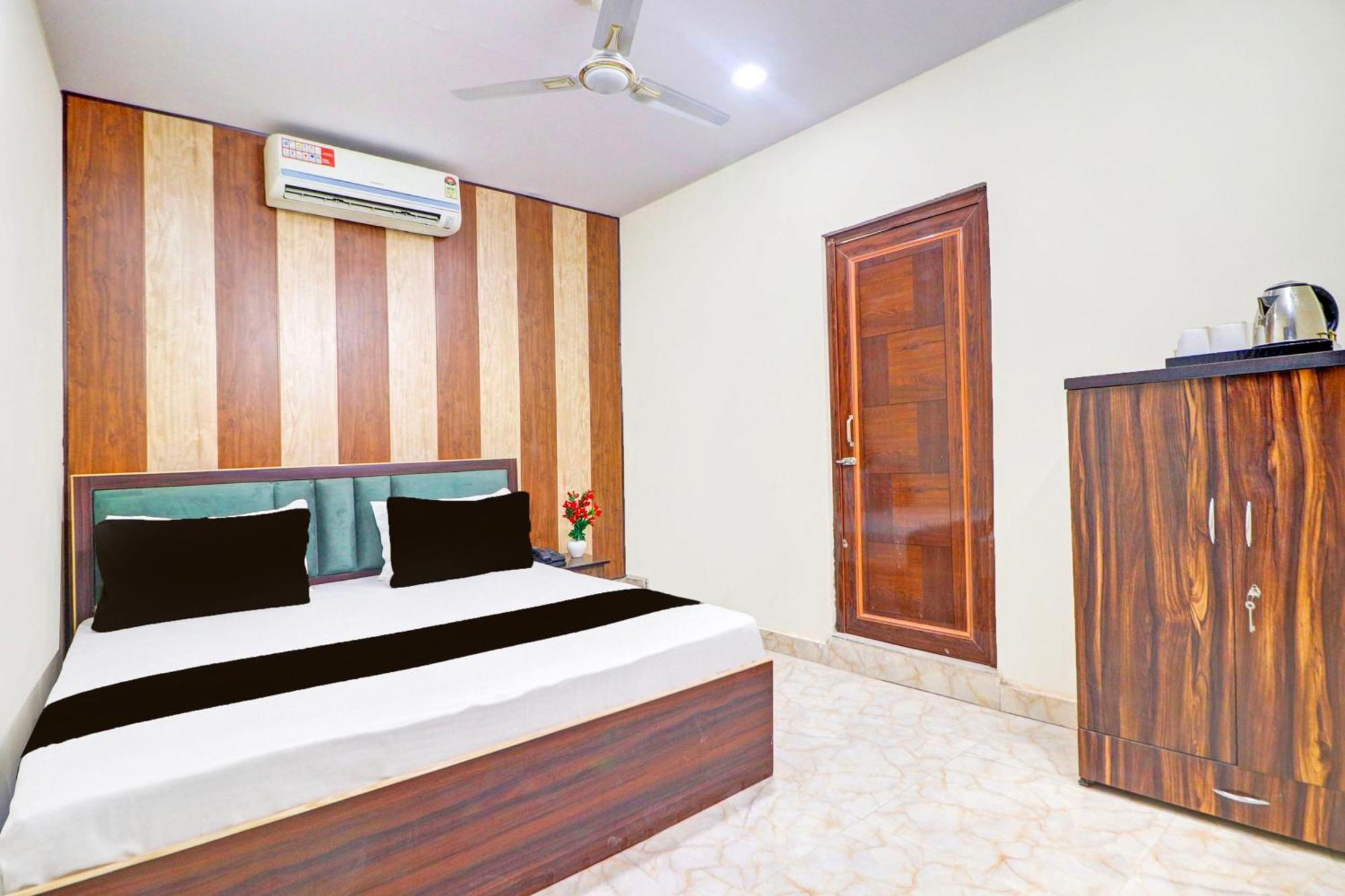 Super O Star View Residency Hotel New Delhi