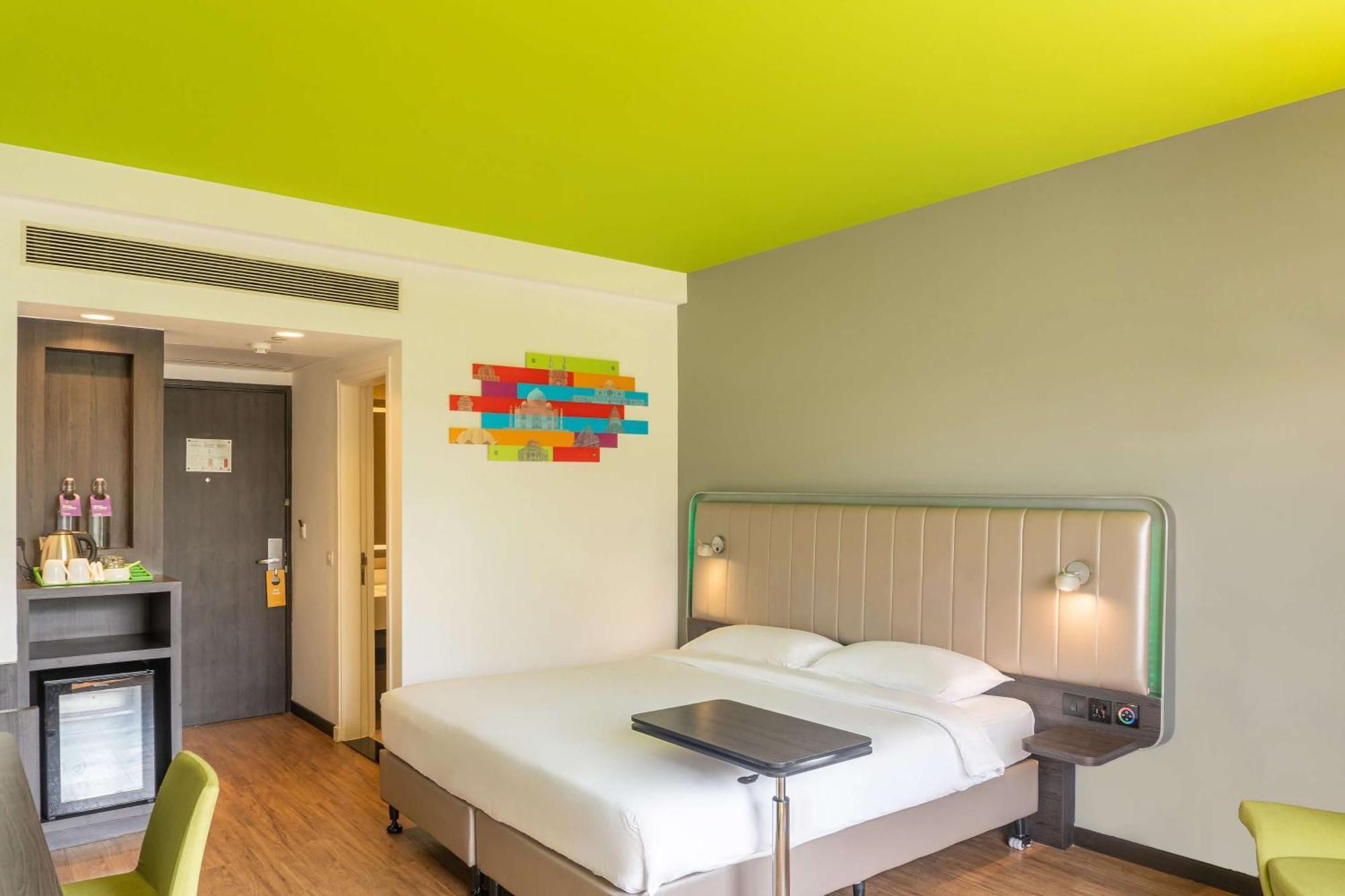 Hotel Park By Radisson,south Delhi 5*