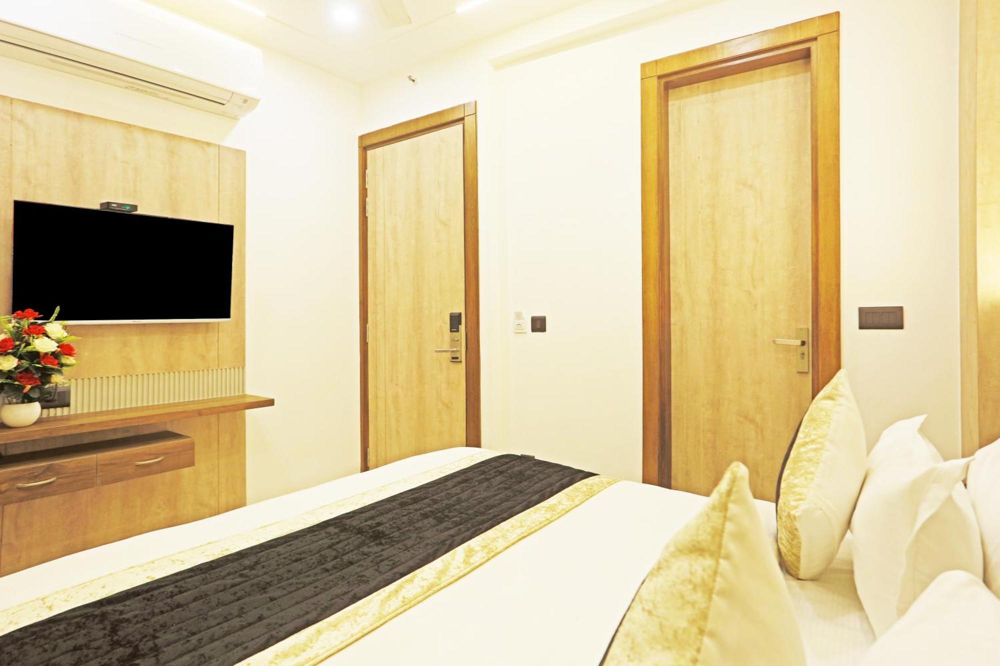 Mehul International -new Delhi Center New Delhi