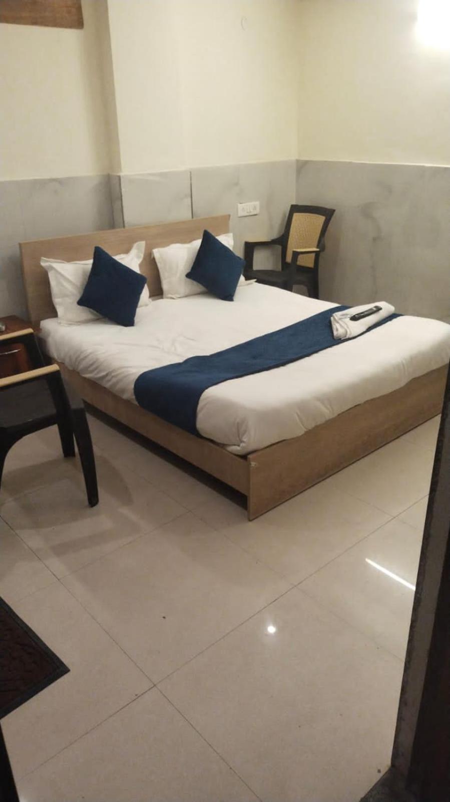 Silver Place Near Igi Airport Dwarka Nova Deli