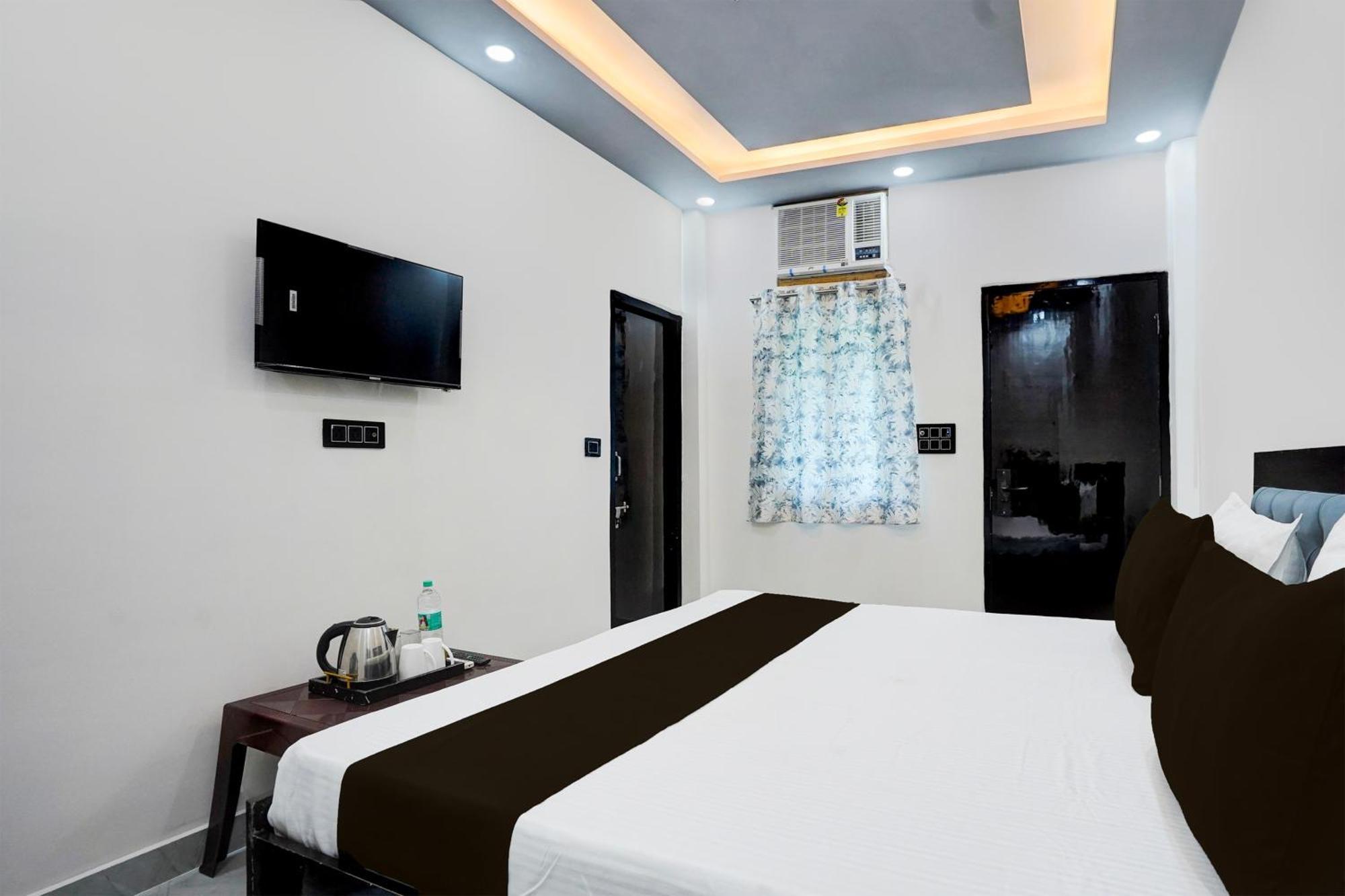 Hotel O Karan Residency New Delhi