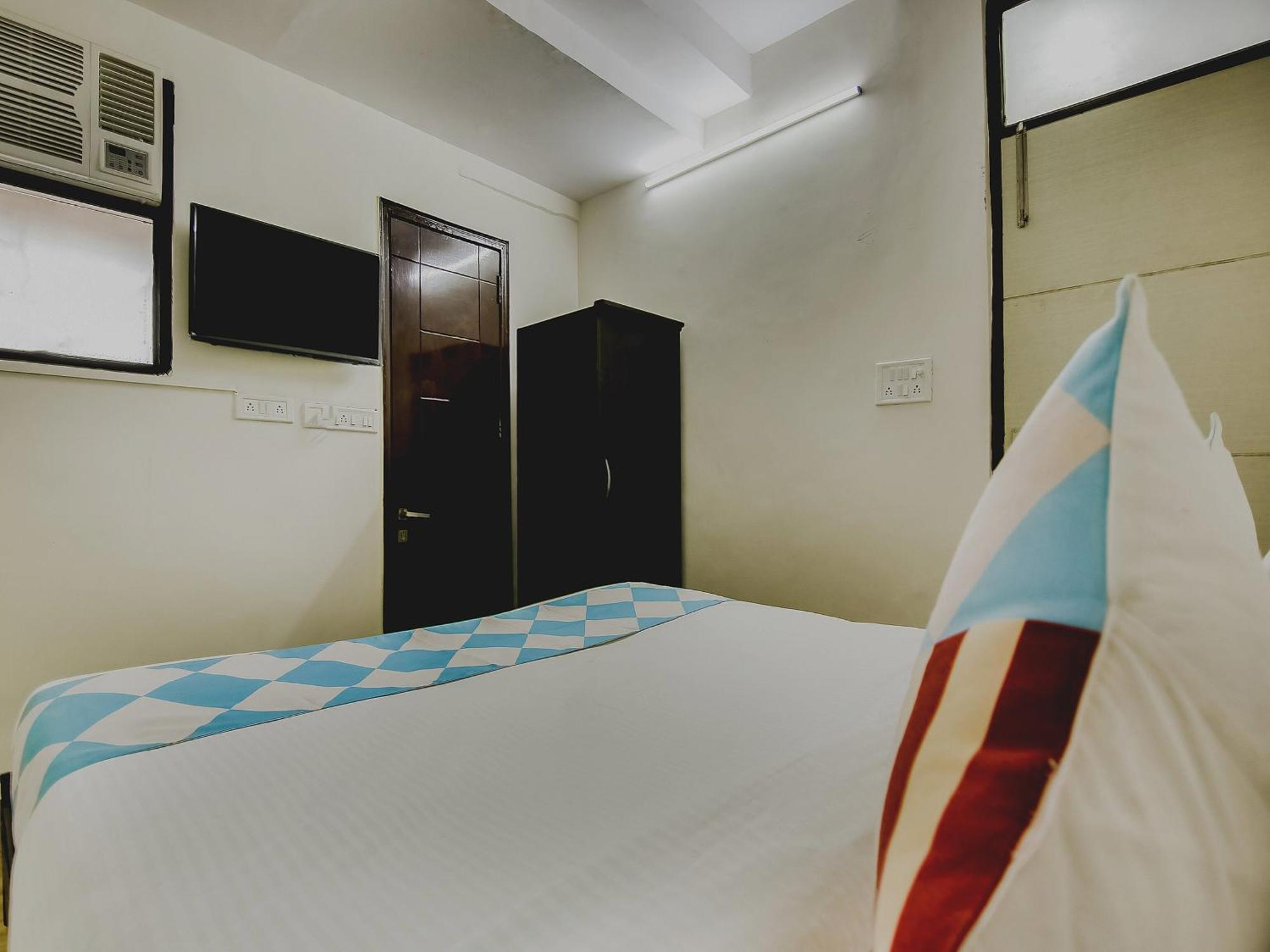 O Diamond Near Lotus Temple Guest house 3*