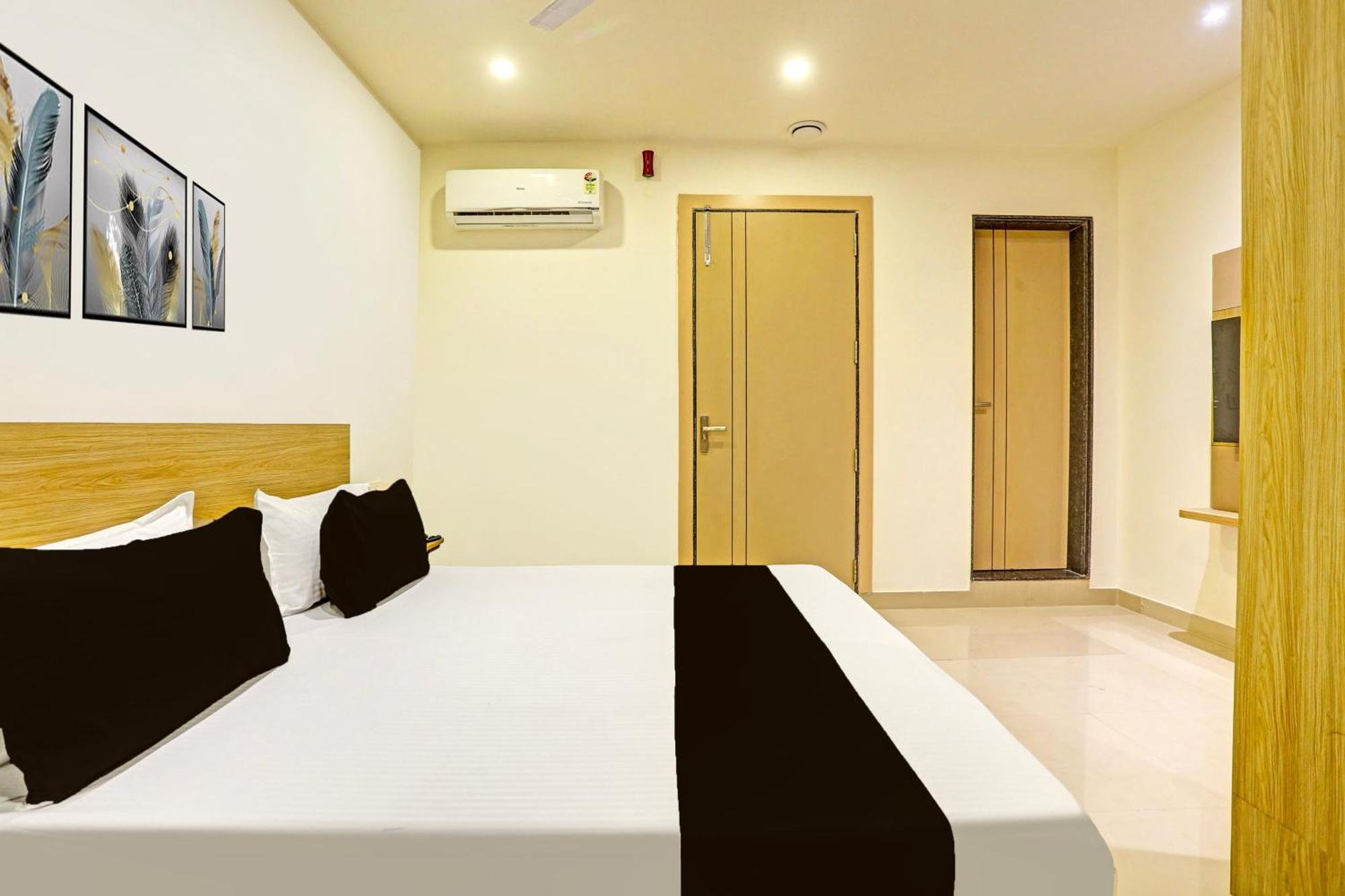 O Plush Homes Hotel 3*