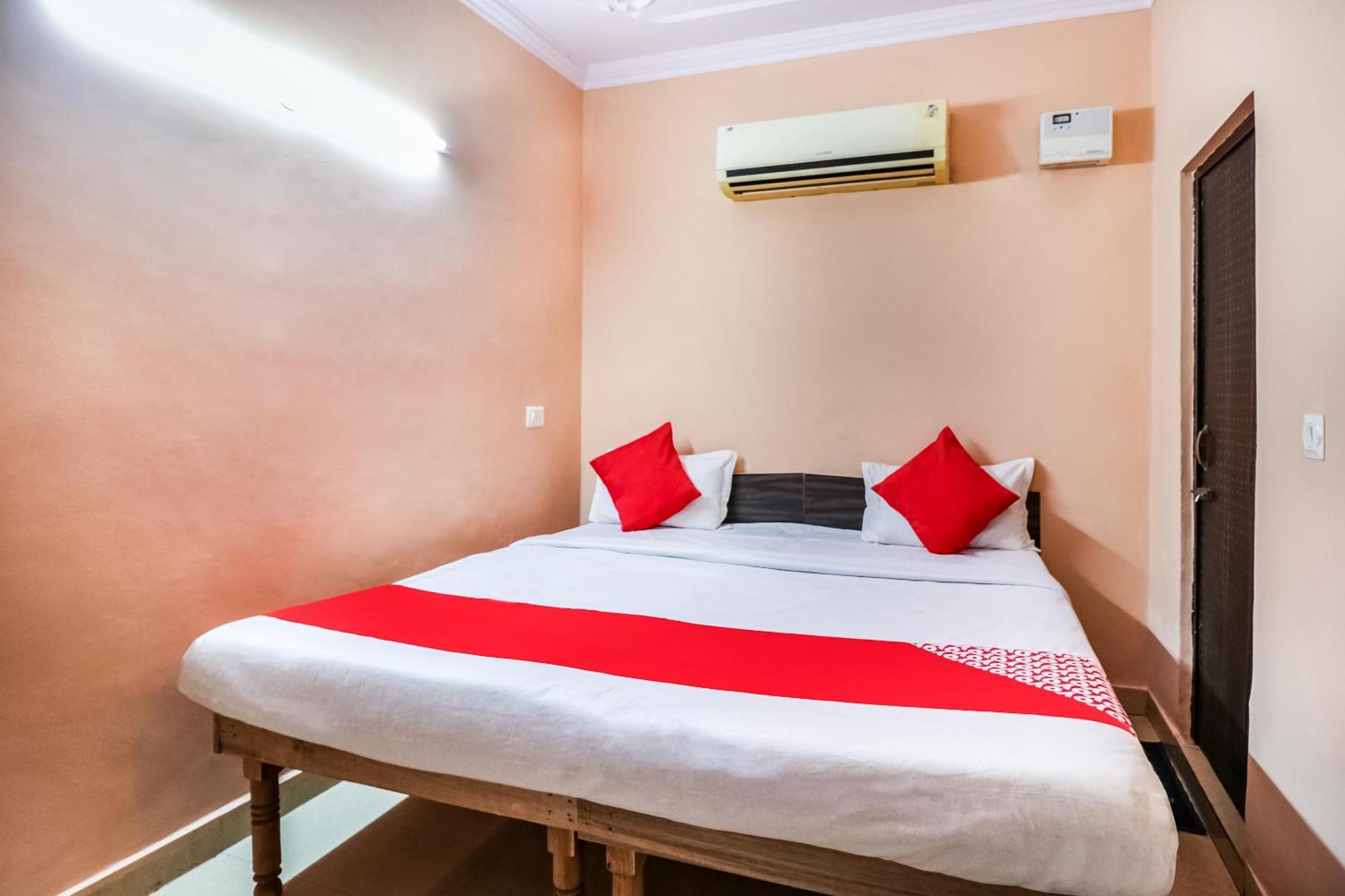 O Bansal Hotel New Delhi