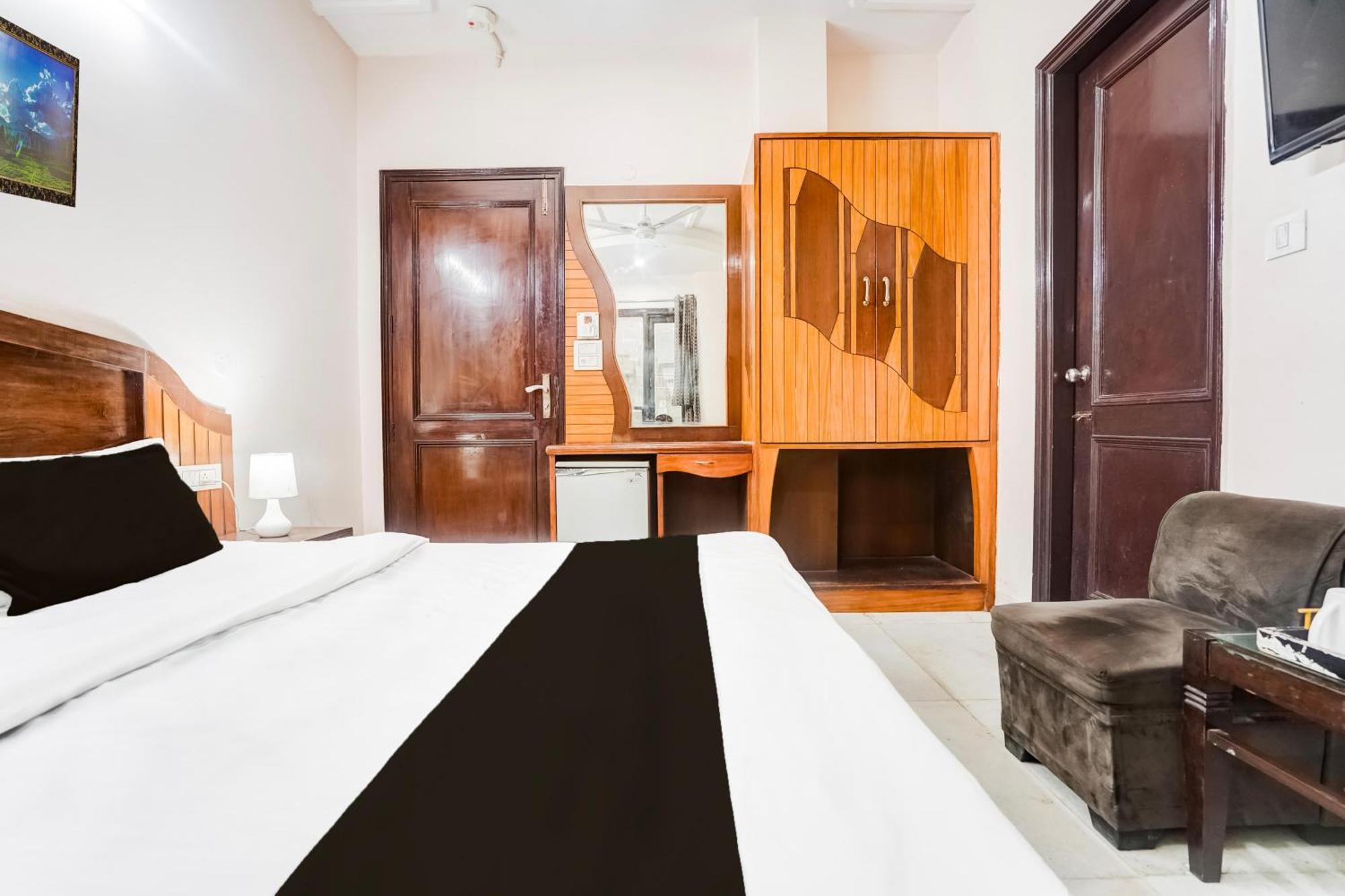 O De Gold Karol Bagh Hotel