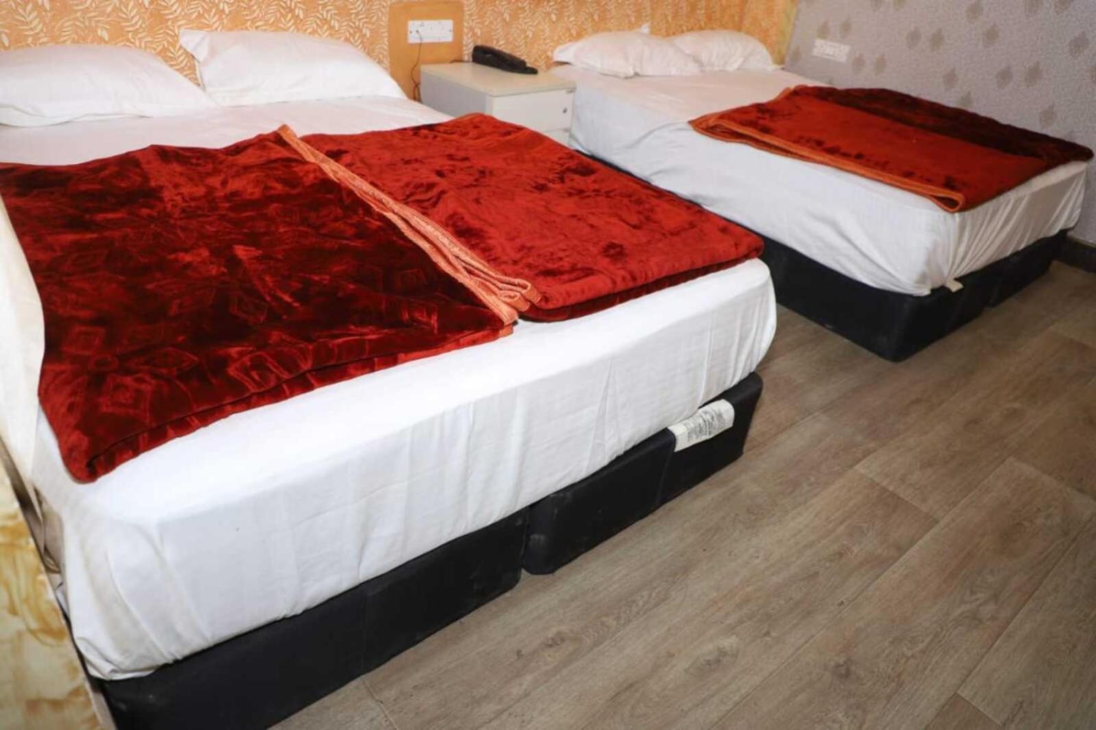 Family - 5mint Form Nizamuddin Railway Station Bed & Breakfast *