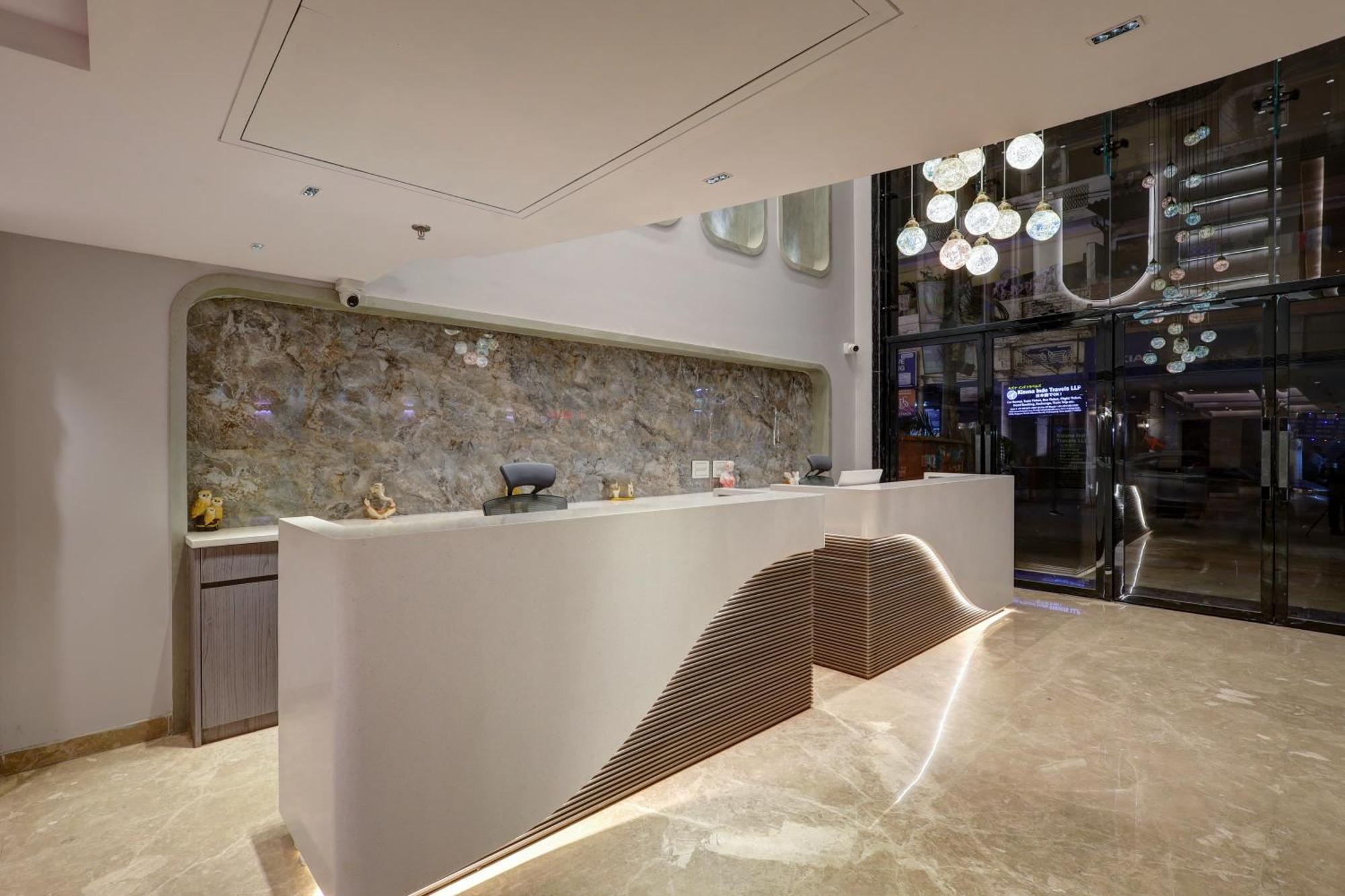 The Viking - Luxury Living Steps Away From New Delhi & Connaught Place 4*