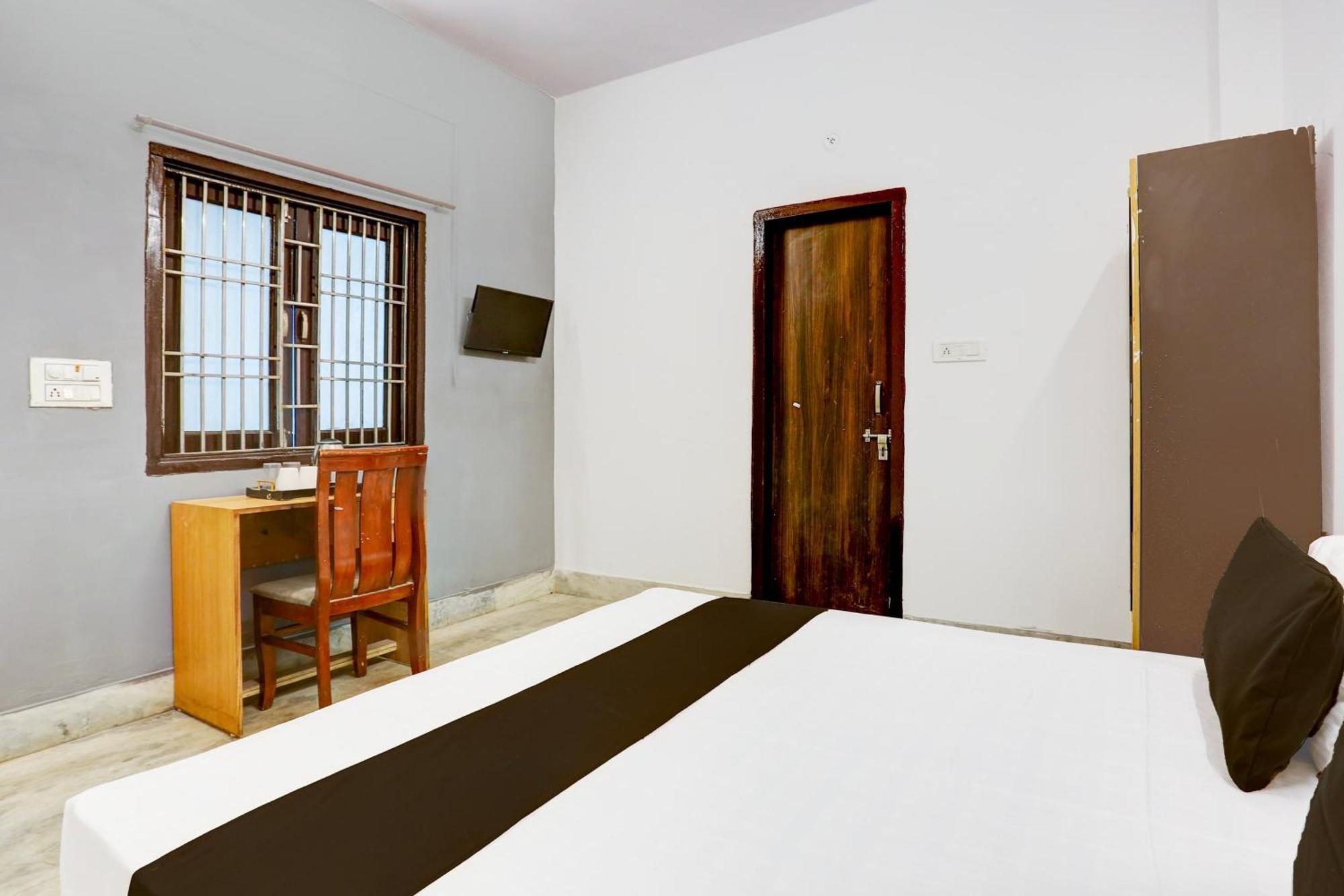 Oo Shyam Residency Near Samaypur Badli Metro 4* Delhi (National Capital Territory of India)
