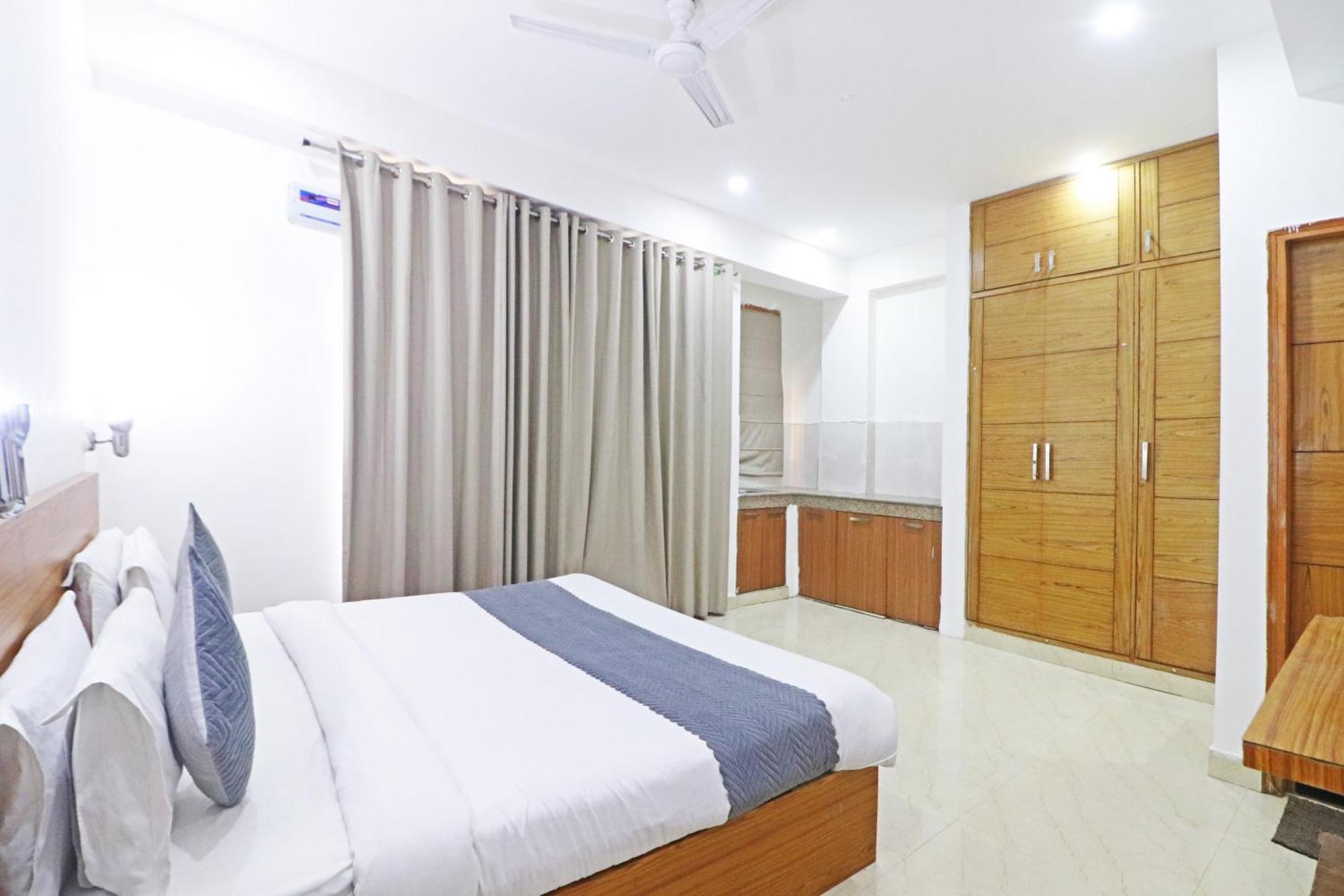 Trendy Residency - Couple Friendly Hotel 3*