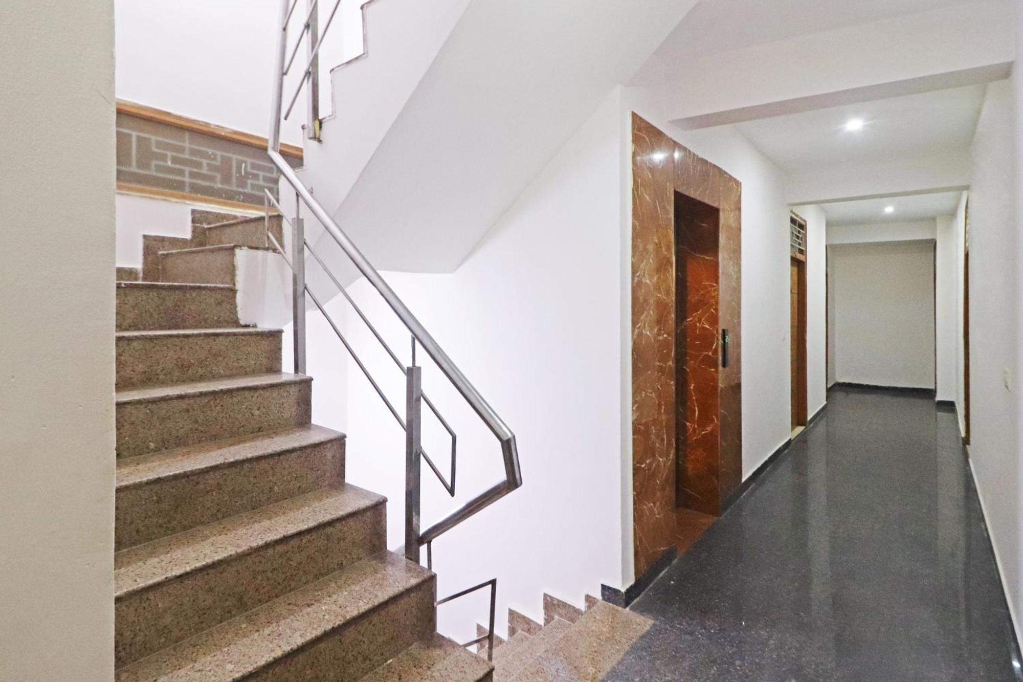 Trendy Residency - Couple Friendly New Delhi