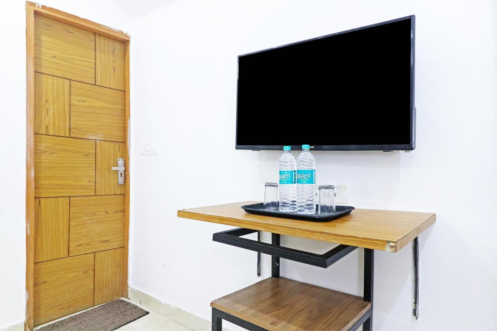 Trendy Residency - Couple Friendly New Delhi