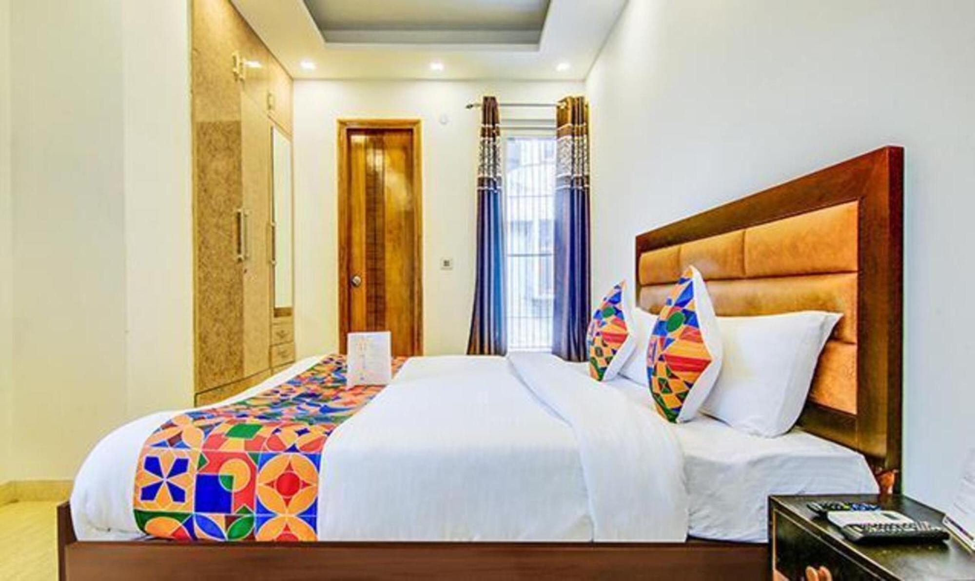 Hotel Fabhotel F-aloyd Lajpat Nagar