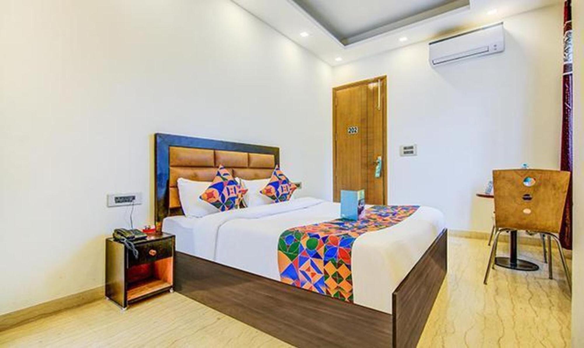 Fabhotel F-aloyd Lajpat Nagar Hotel