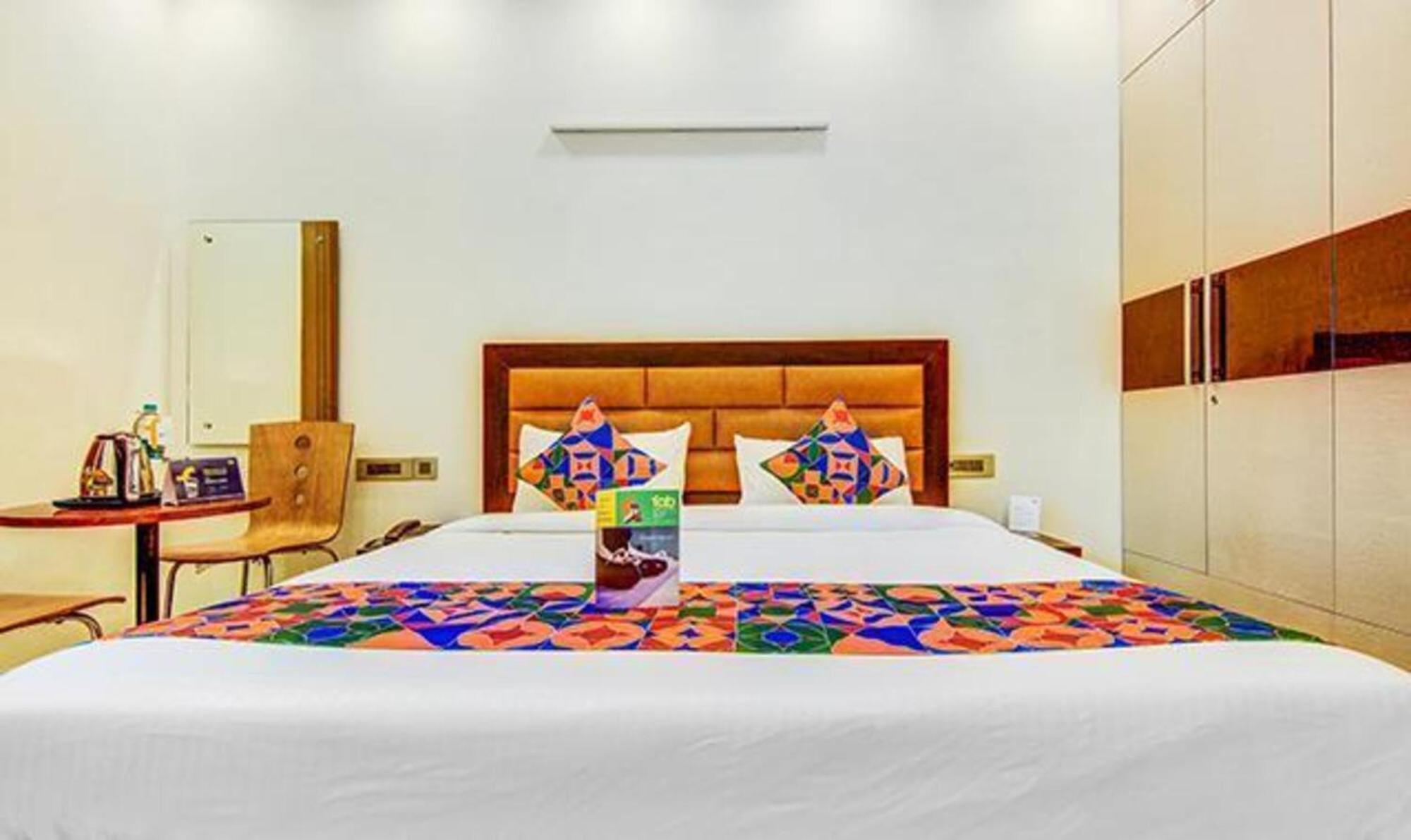 Hotel Fabhotel F-aloyd Lajpat Nagar