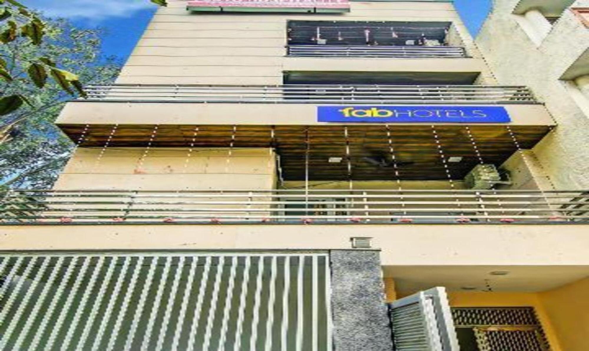 Hotel Fabhotel F-aloyd Lajpat Nagar New Delhi