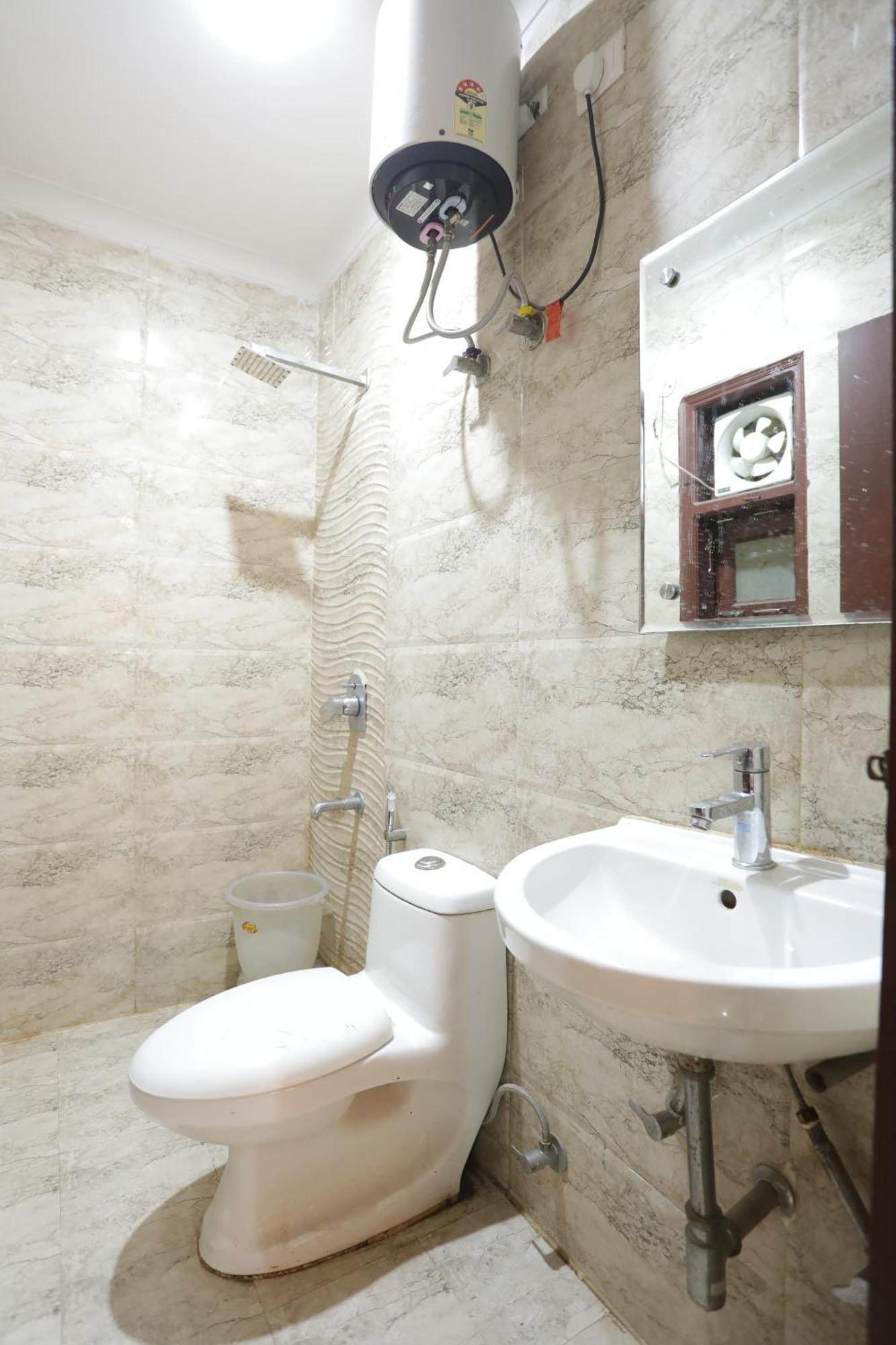 New Punjab Luxury Hotel