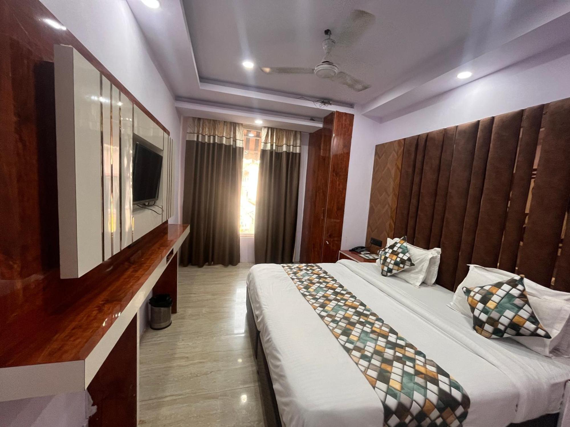 Ambience -5 Mints Walk From Railway Station Hotel Nova Deli