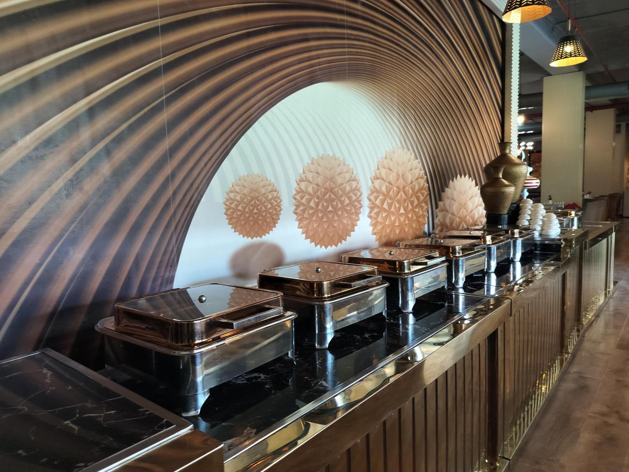 Luxe Opera Nh8 - 7km From Igi Airport Delhi - 