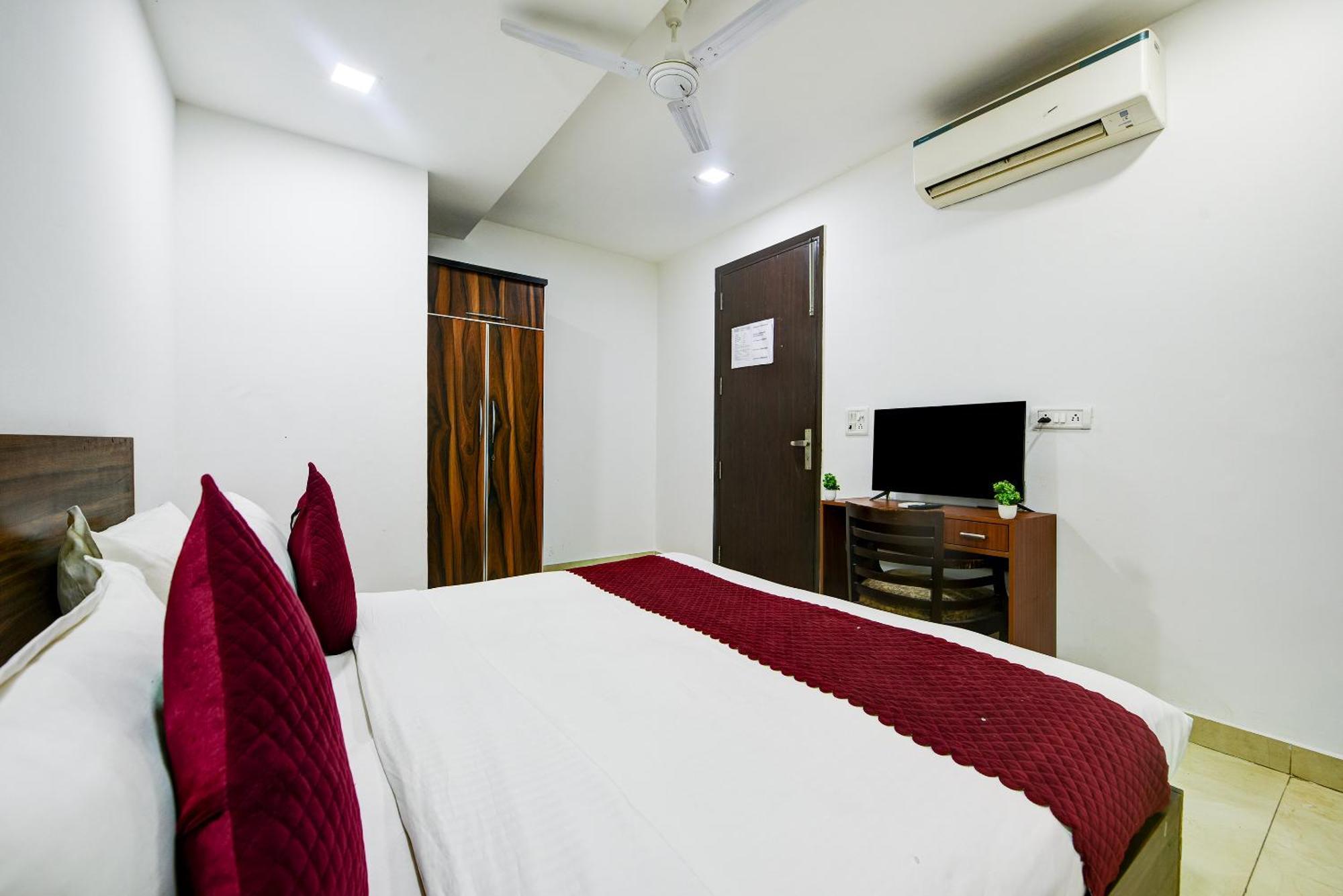 Prime Royalty Malviya Nagar 3* New Delhi