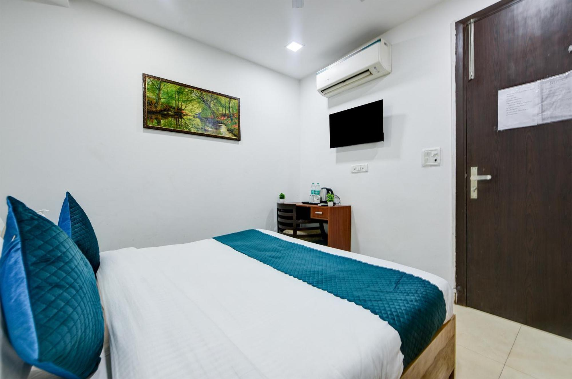 Prime Royalty Malviya Nagar Hotel 3*