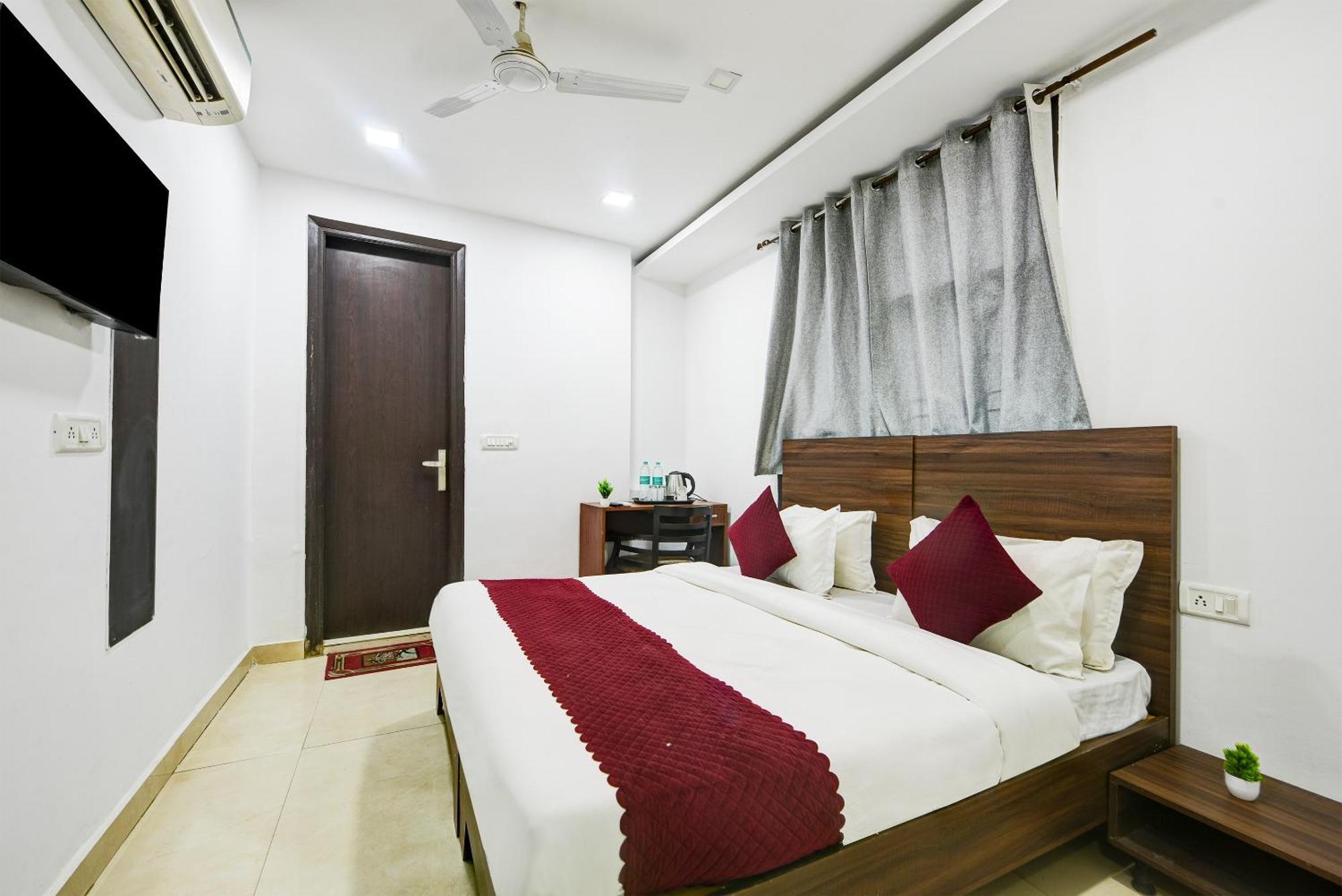 Hotel Prime Royalty Malviya Nagar 3*