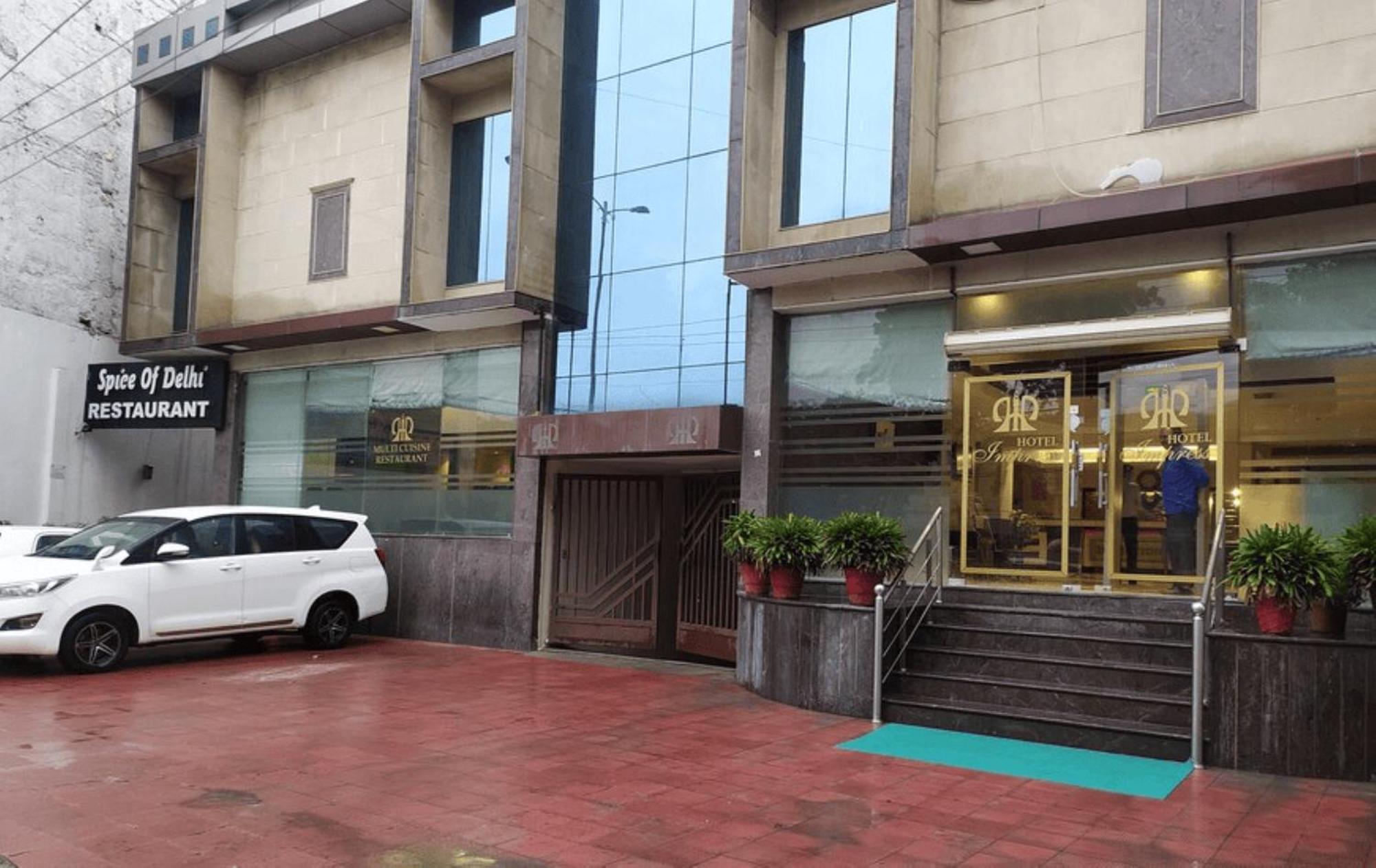 The Impress Near Delhi Airport 4* New Delhi