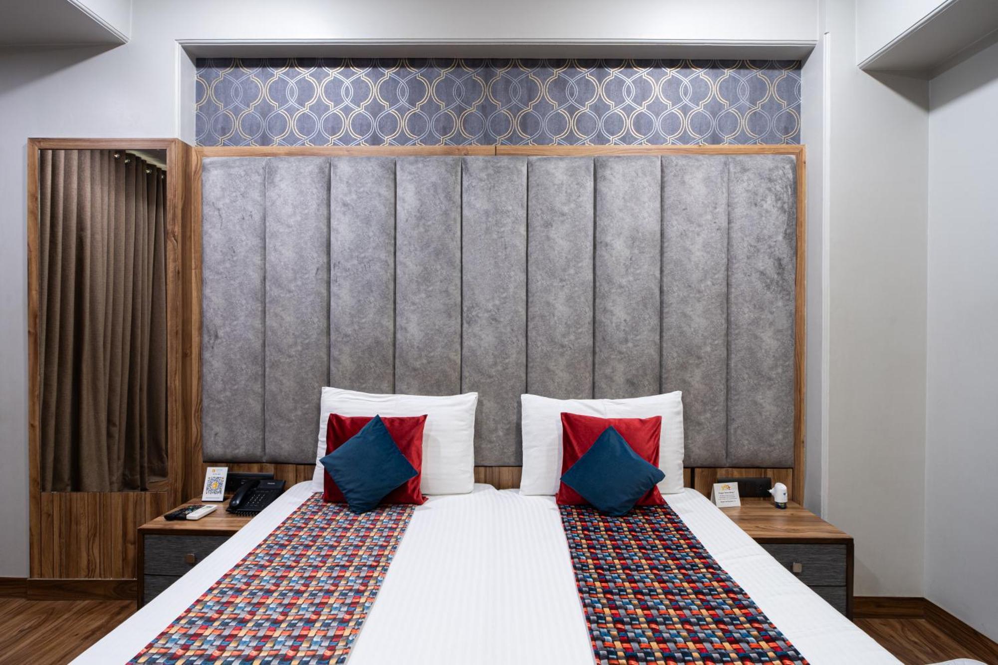 Hotel Sunstar Grand