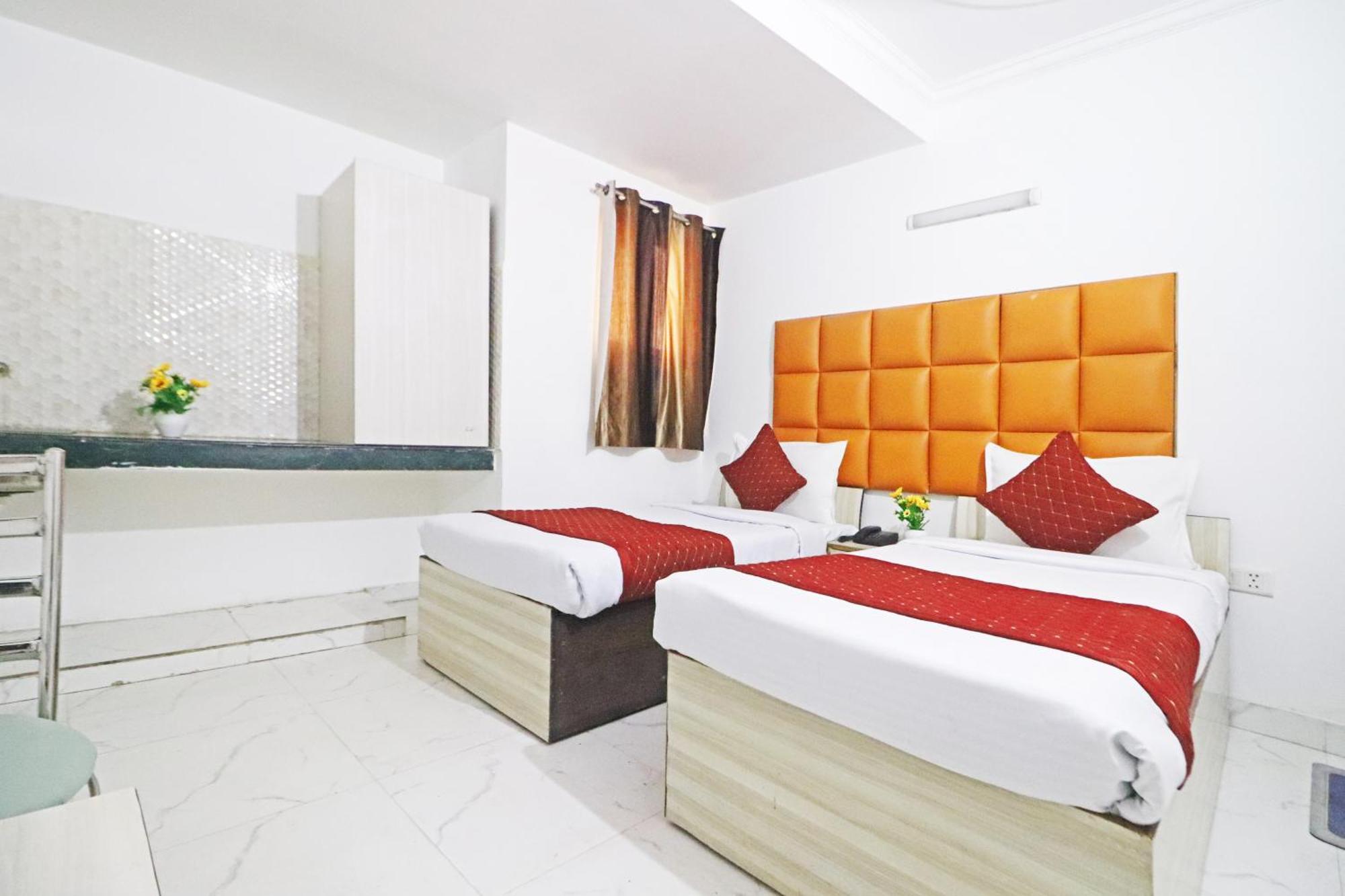 Clink Airport House -new Delhi Hotel