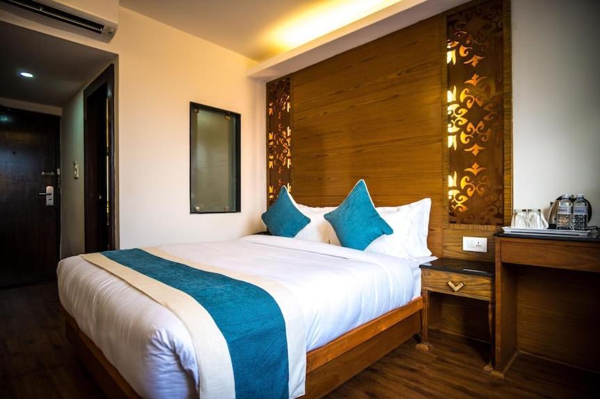 Hotel Grand Tucasa Near International Airport Nova Deli