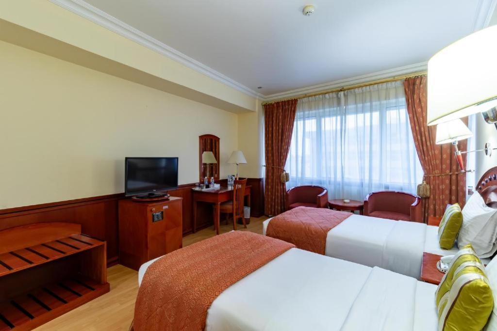 Hotel Grand Tucasa Near International Airport Nova Deli