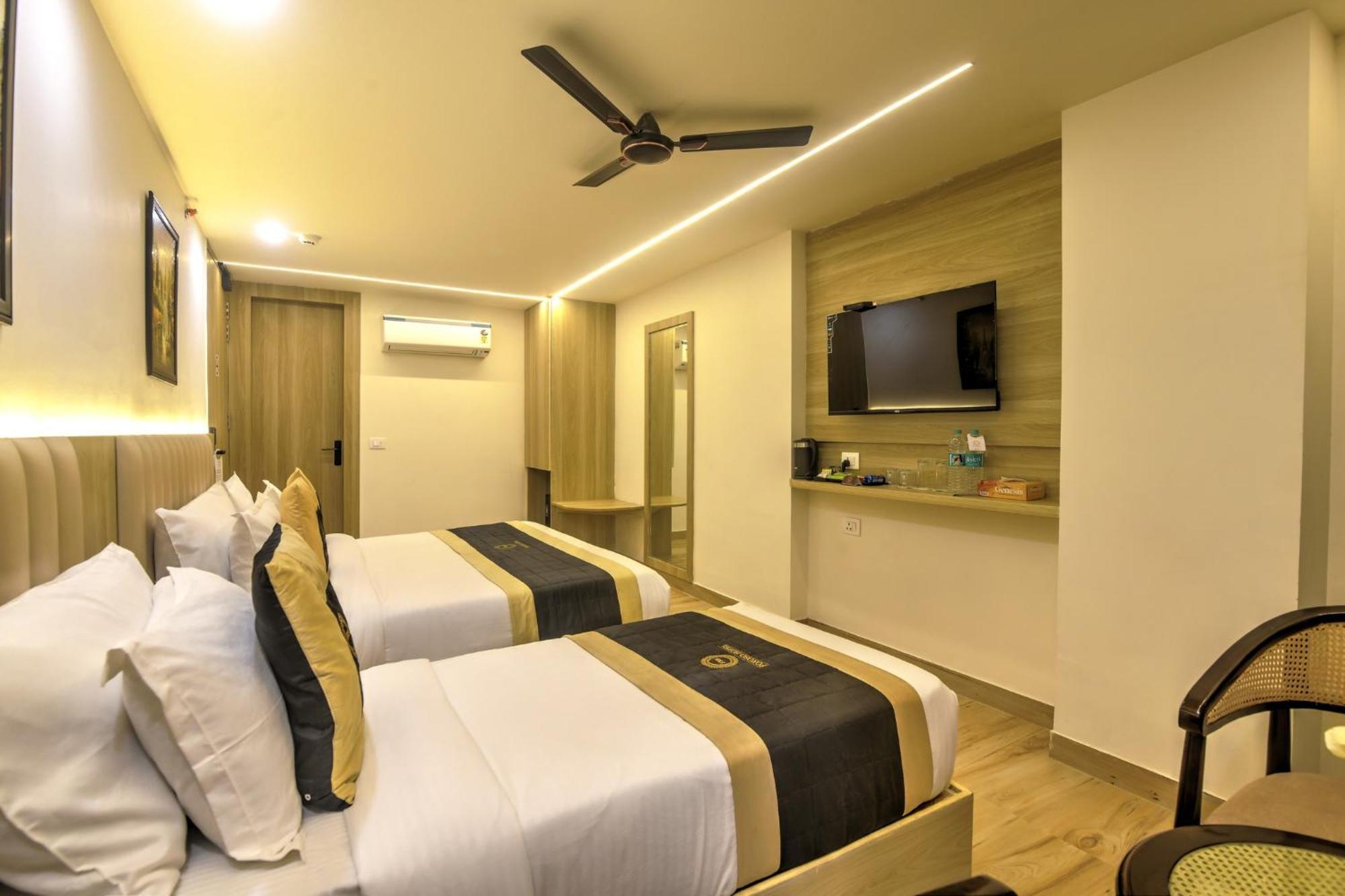 Foxoso Venue Hotel, Delhi Airport Hotel