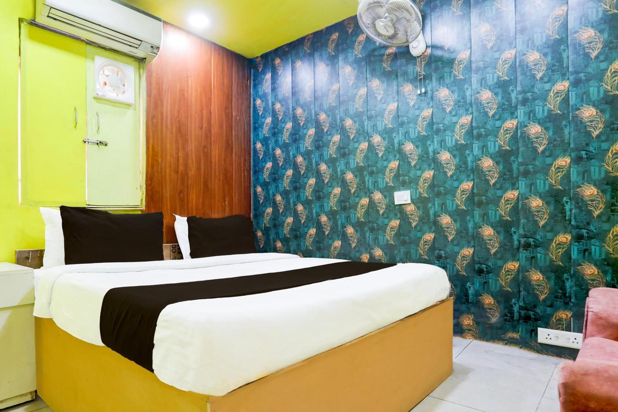 Hotel 83013 O A K Residency 3*